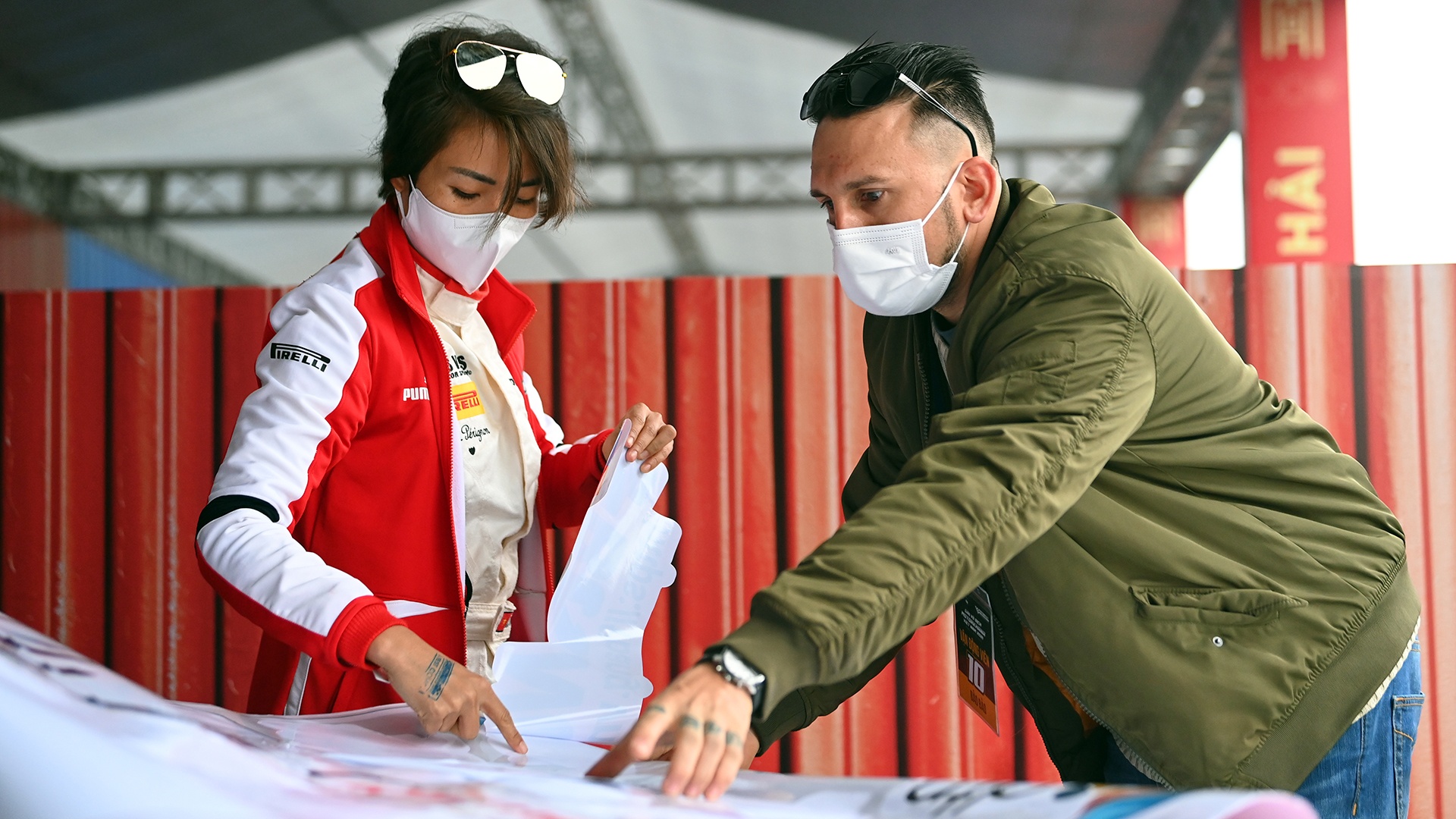 Nu van dong vien chinh phuc duong dua anh 13