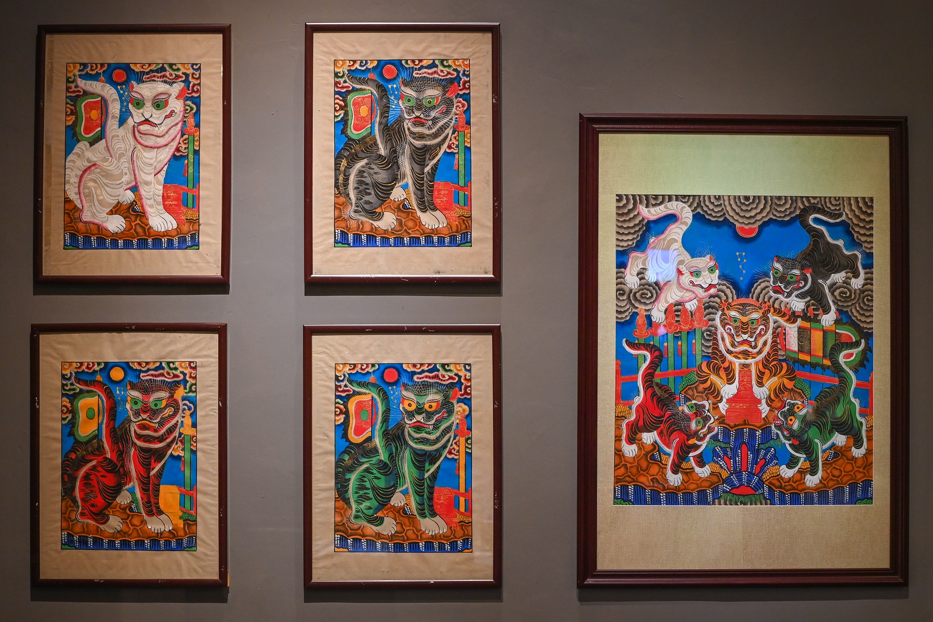 Trien lam Ho trong my thuat co anh 2