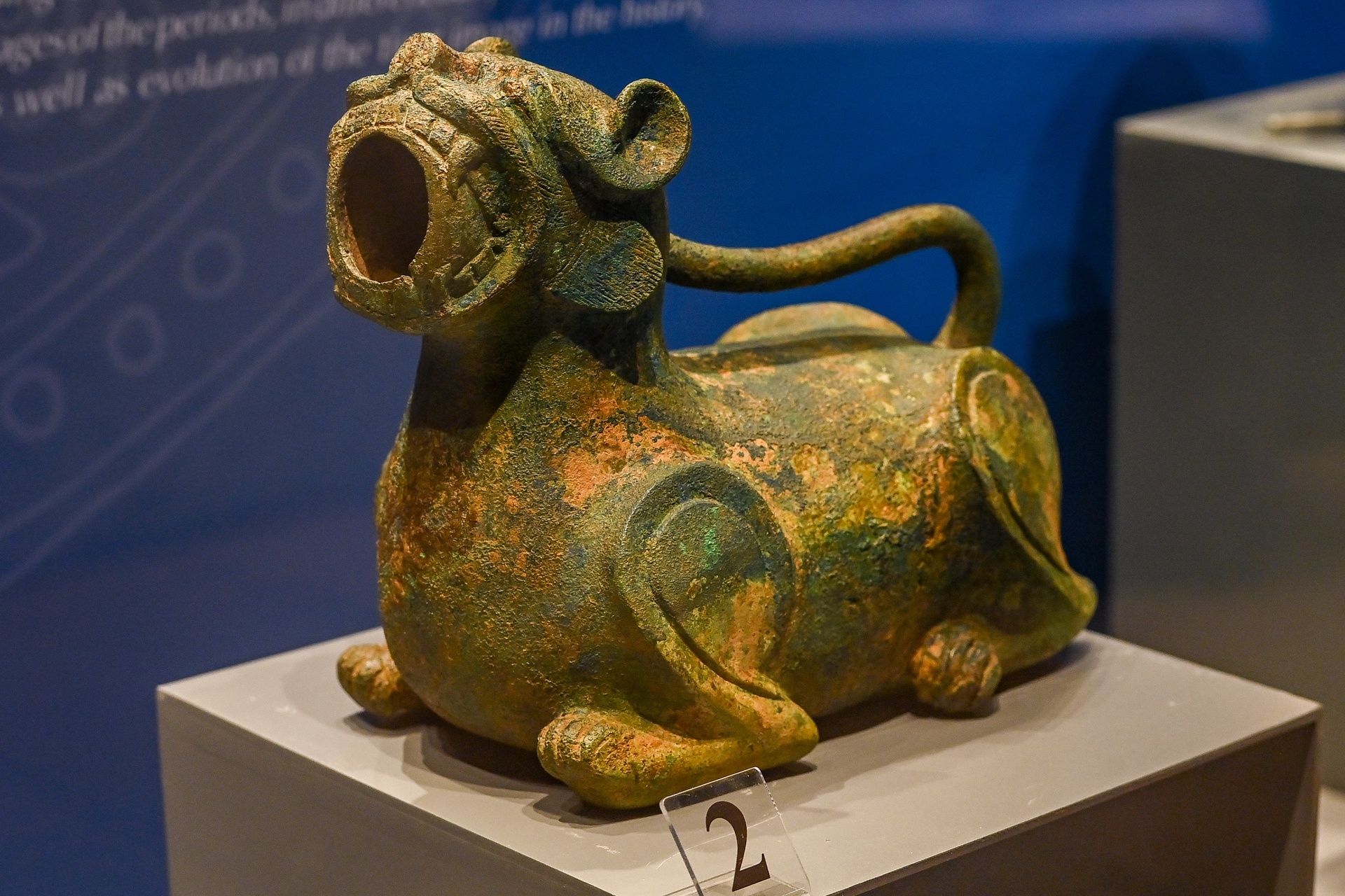 Trien lam Ho trong my thuat co anh 6