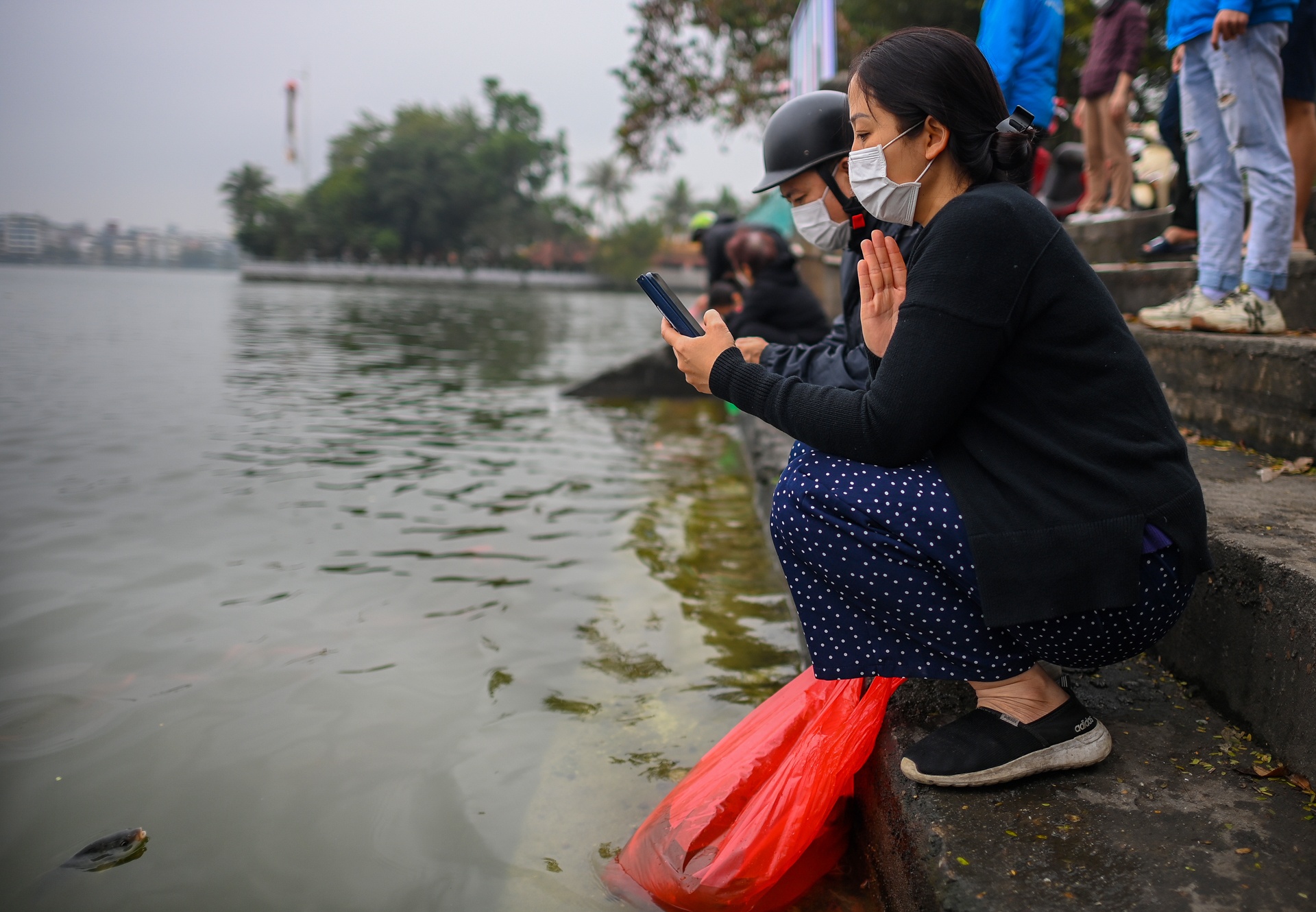 Tha ca chep tien tao quan anh 7