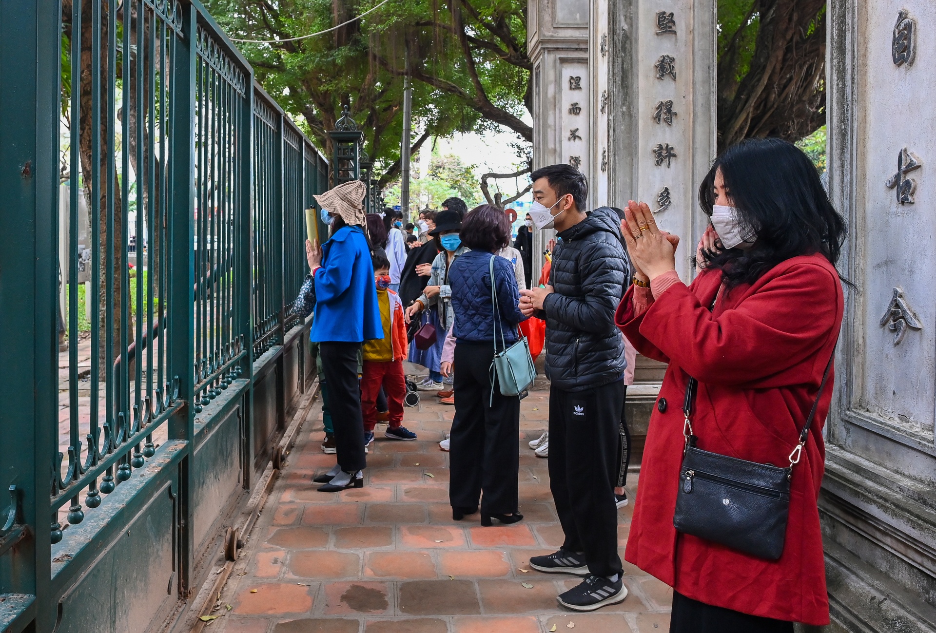 Ong do cho chu dip dau nam anh 2