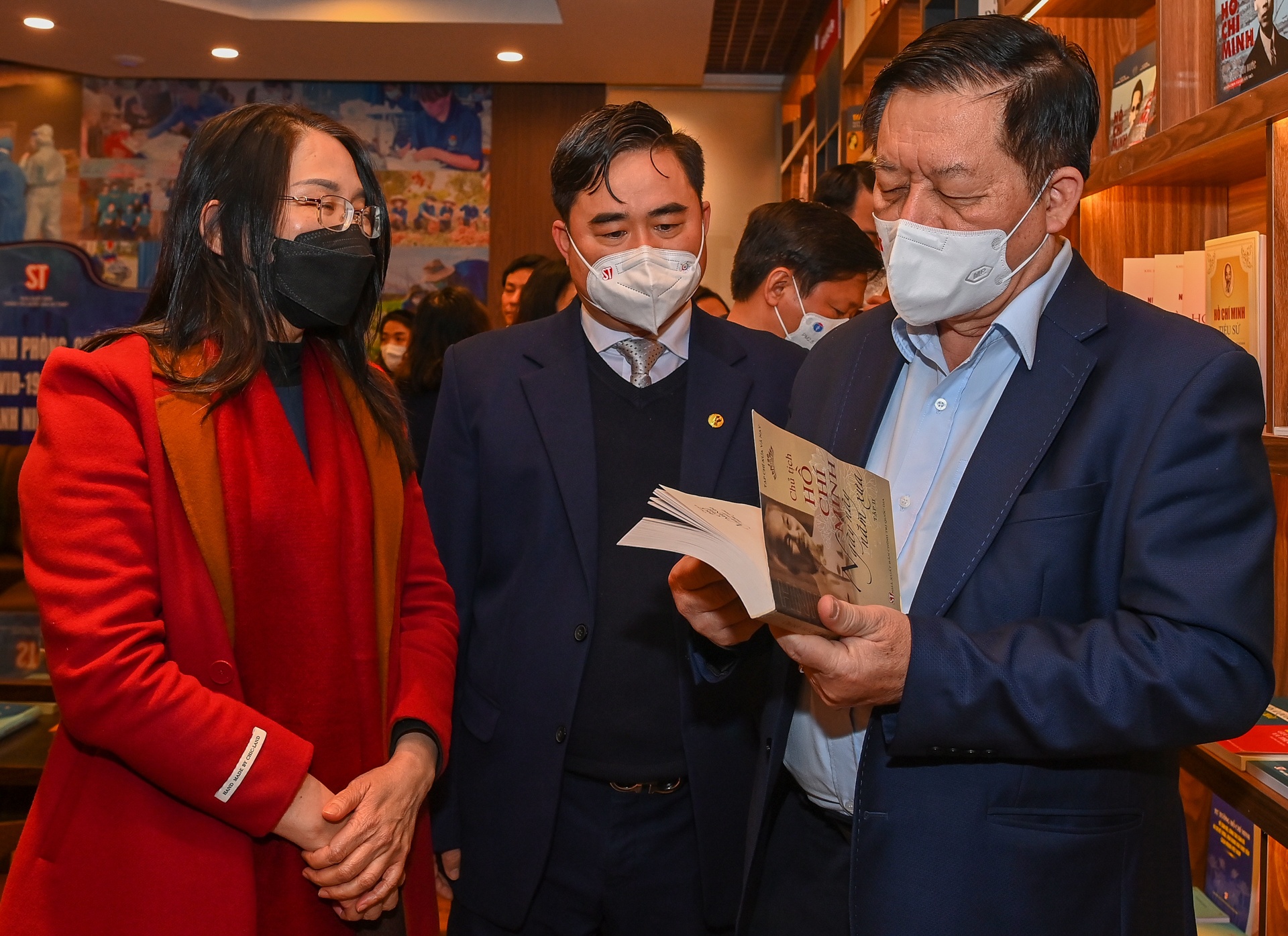 Pho sach Ha Noi anh 6