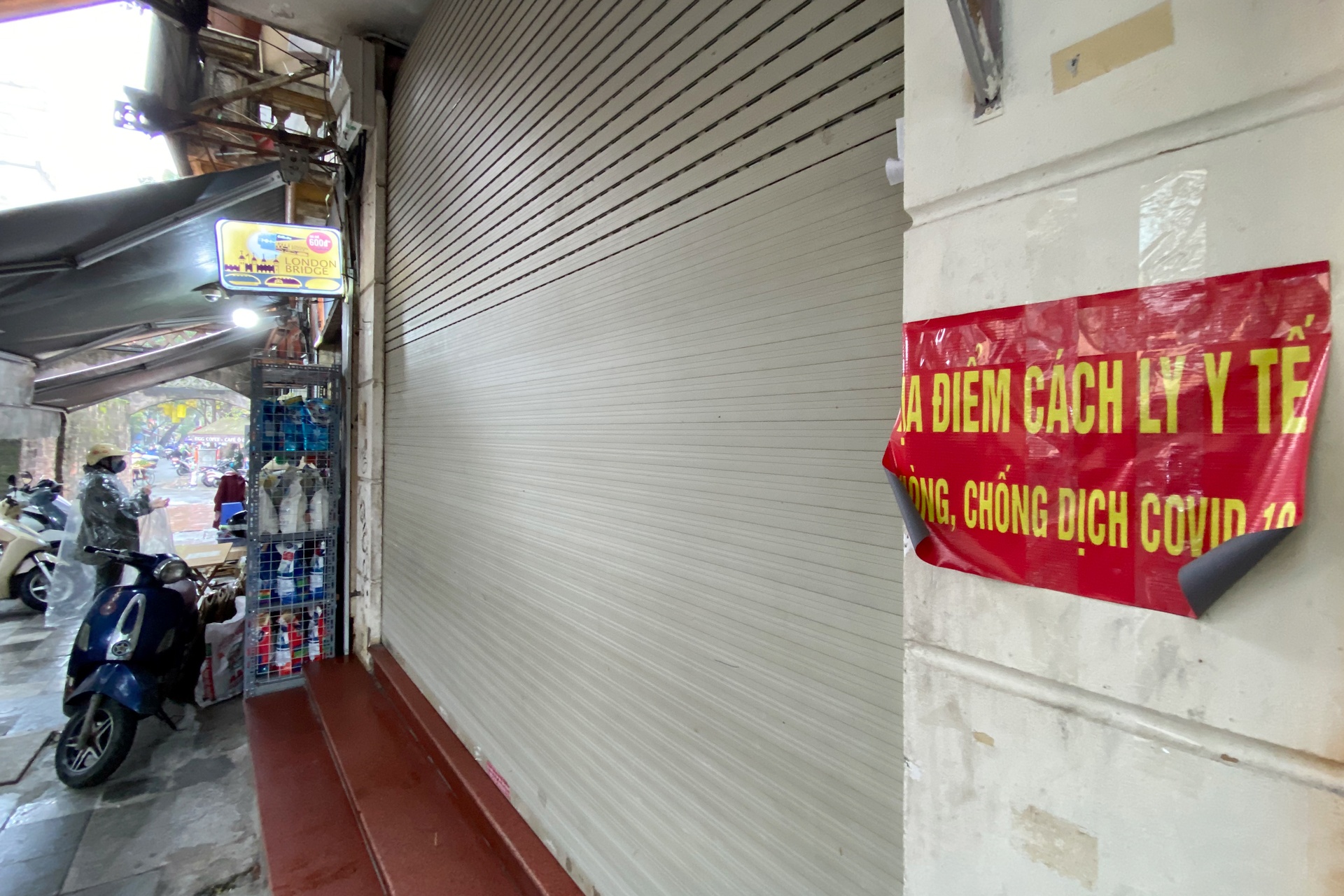 Duong pho Ha Noi vang ve anh 6