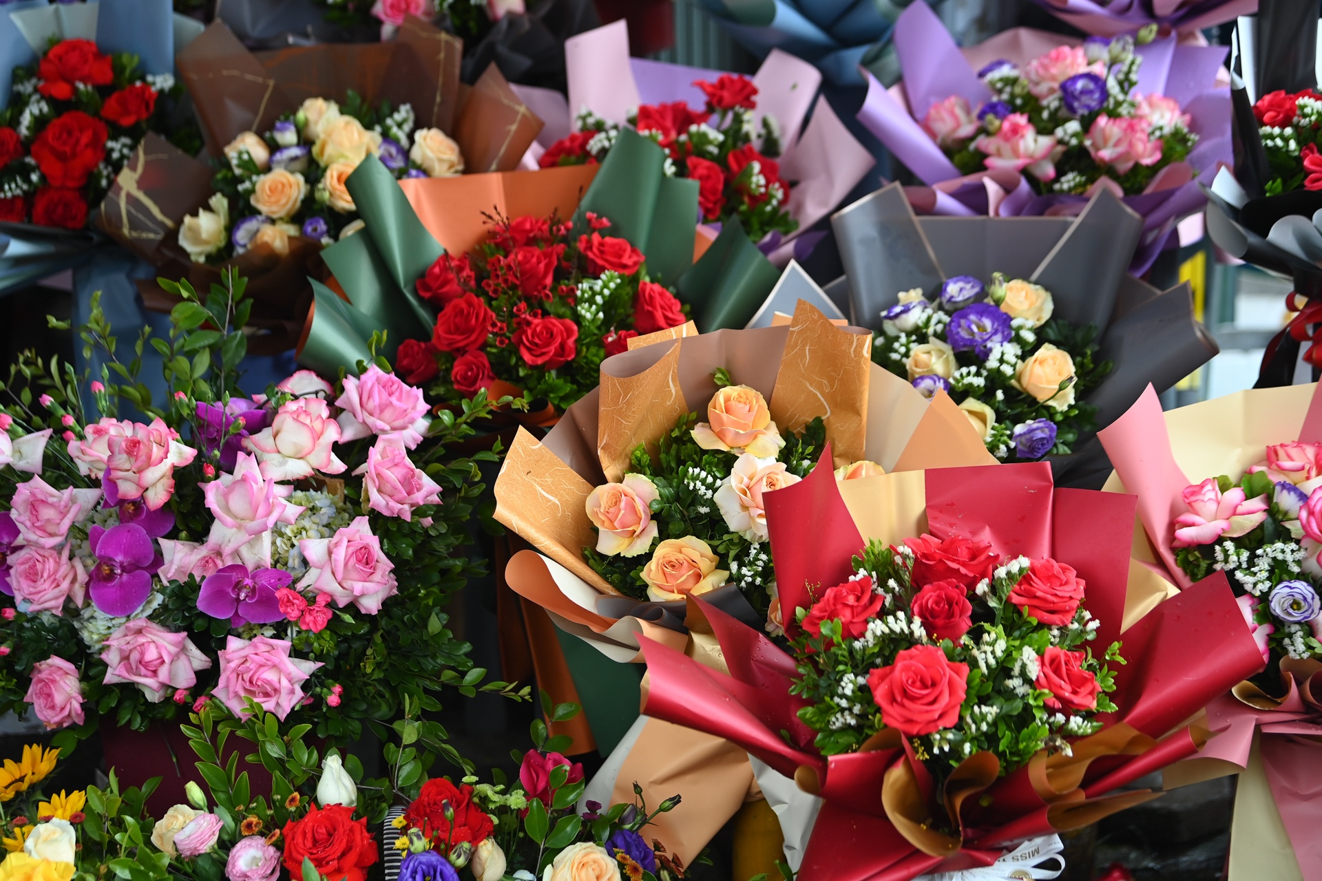 Hoa tuoi tang gia manh ngay 8/3 anh 10