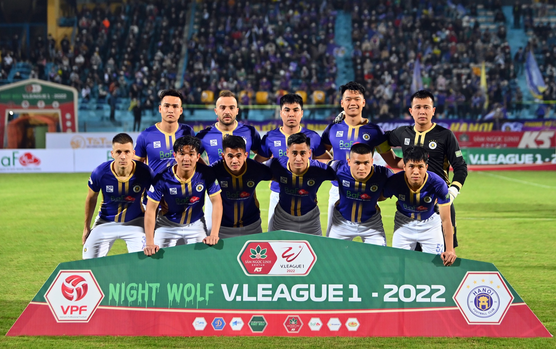 CLB Ha Noi hoa tren san Hang Day anh 1