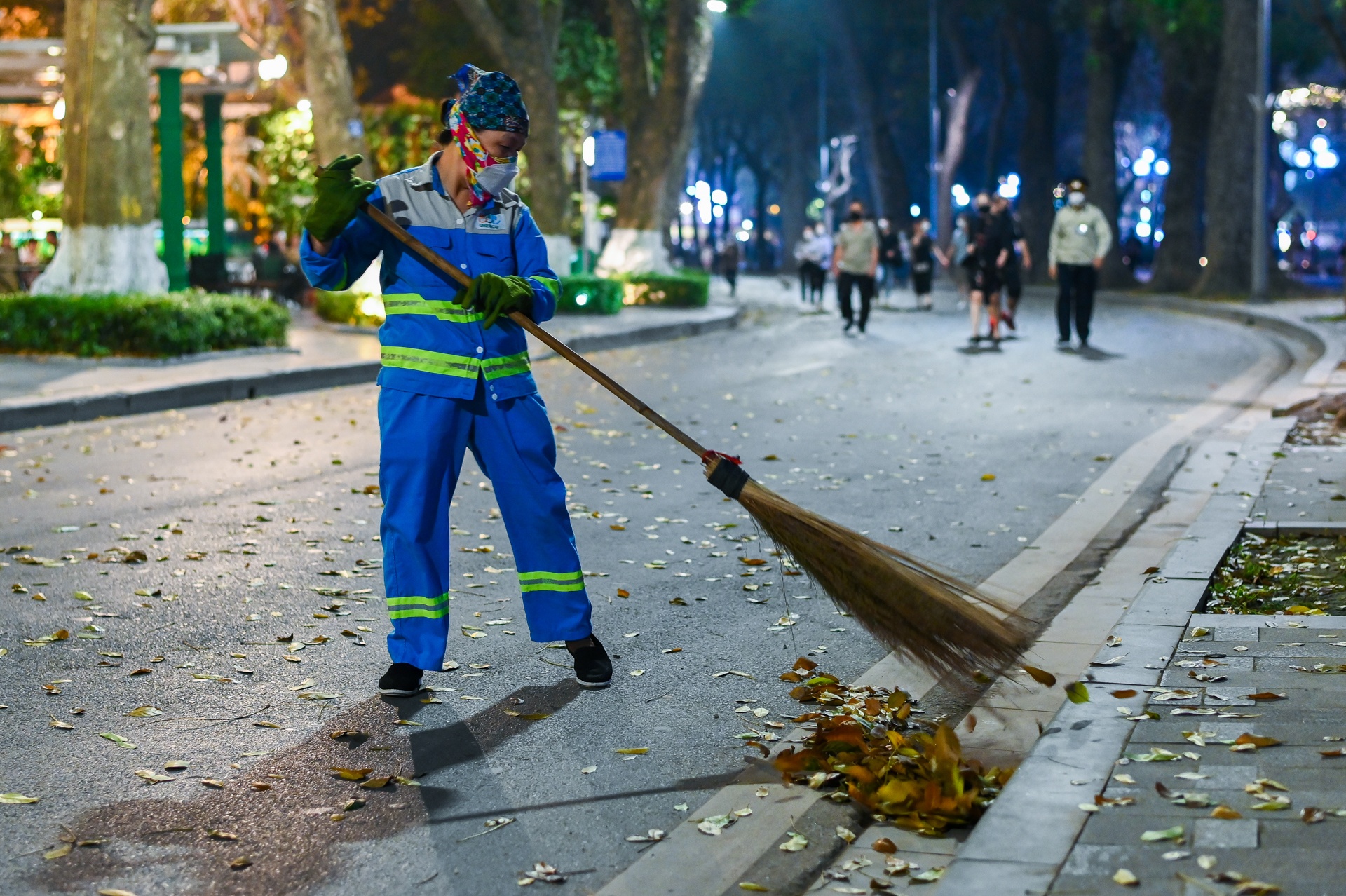 Pho di bo ho Guom mo cua tro lai anh 8