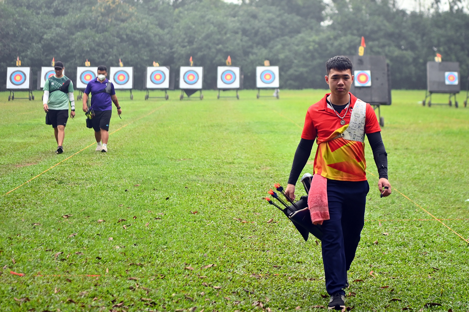 Truong ban sung hoi hien dai anh 12