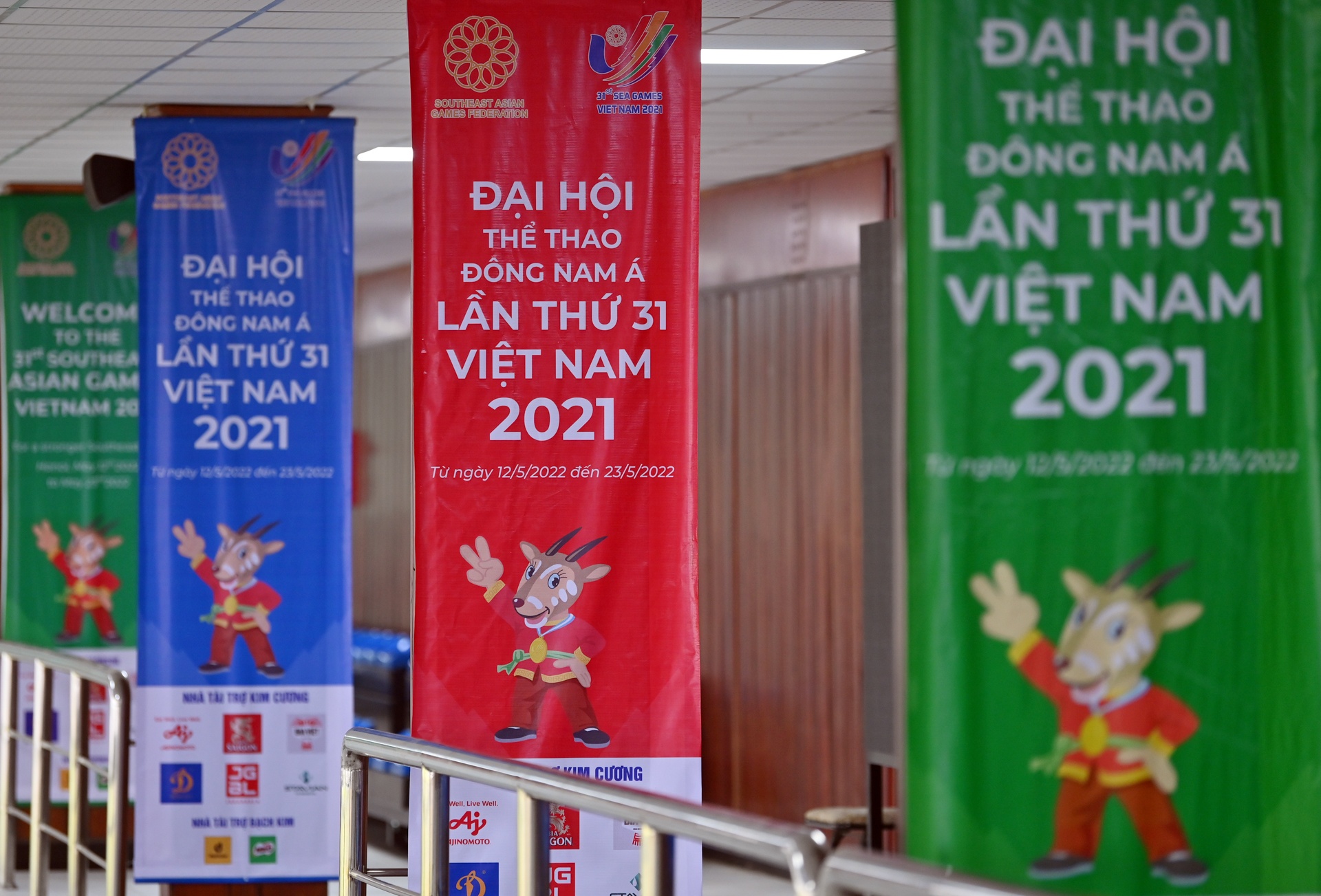 Truong ban sung hoi hien dai anh 4