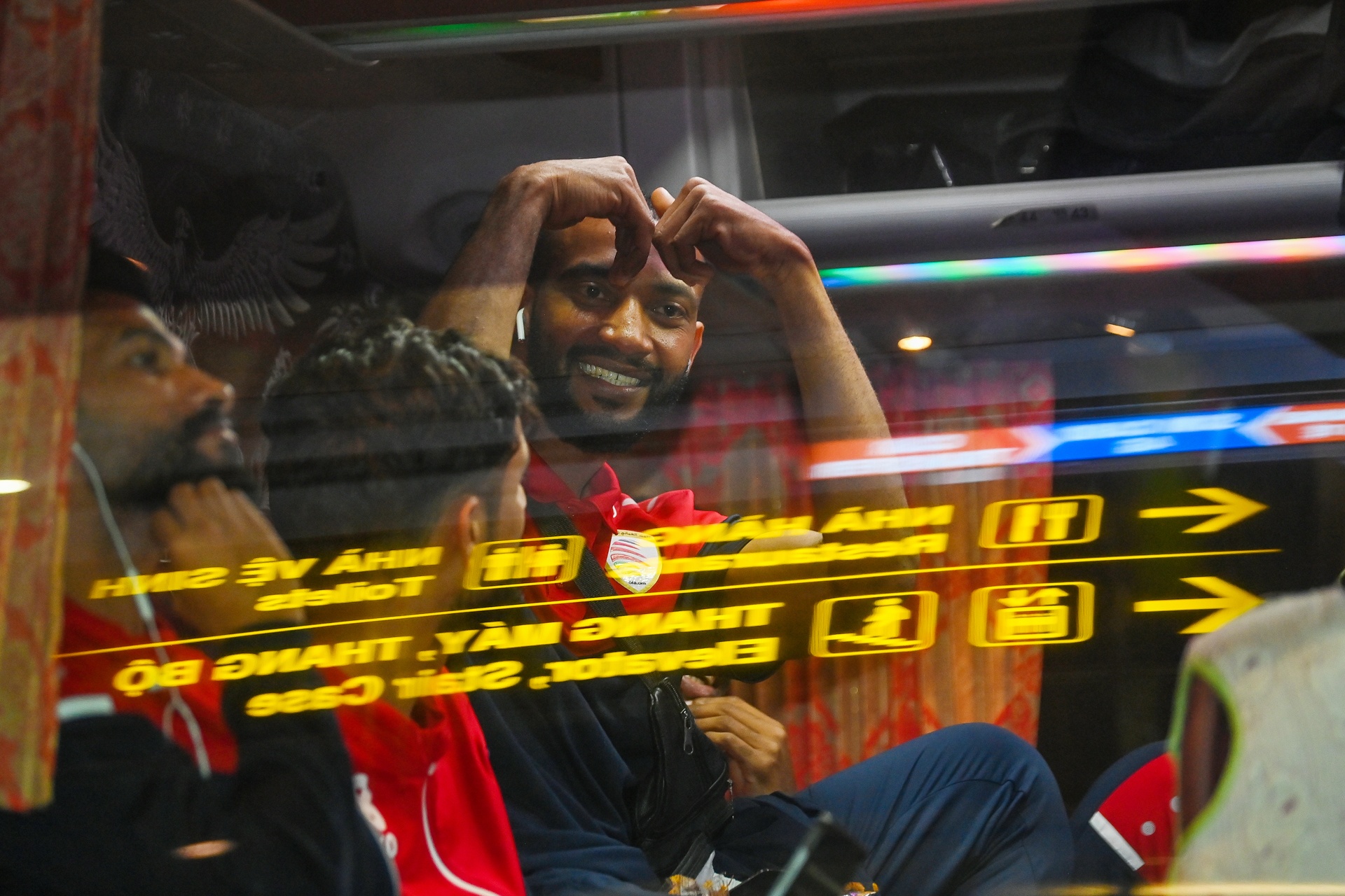 Doi tuyen quoc gia Oman den Viet Nam anh 10