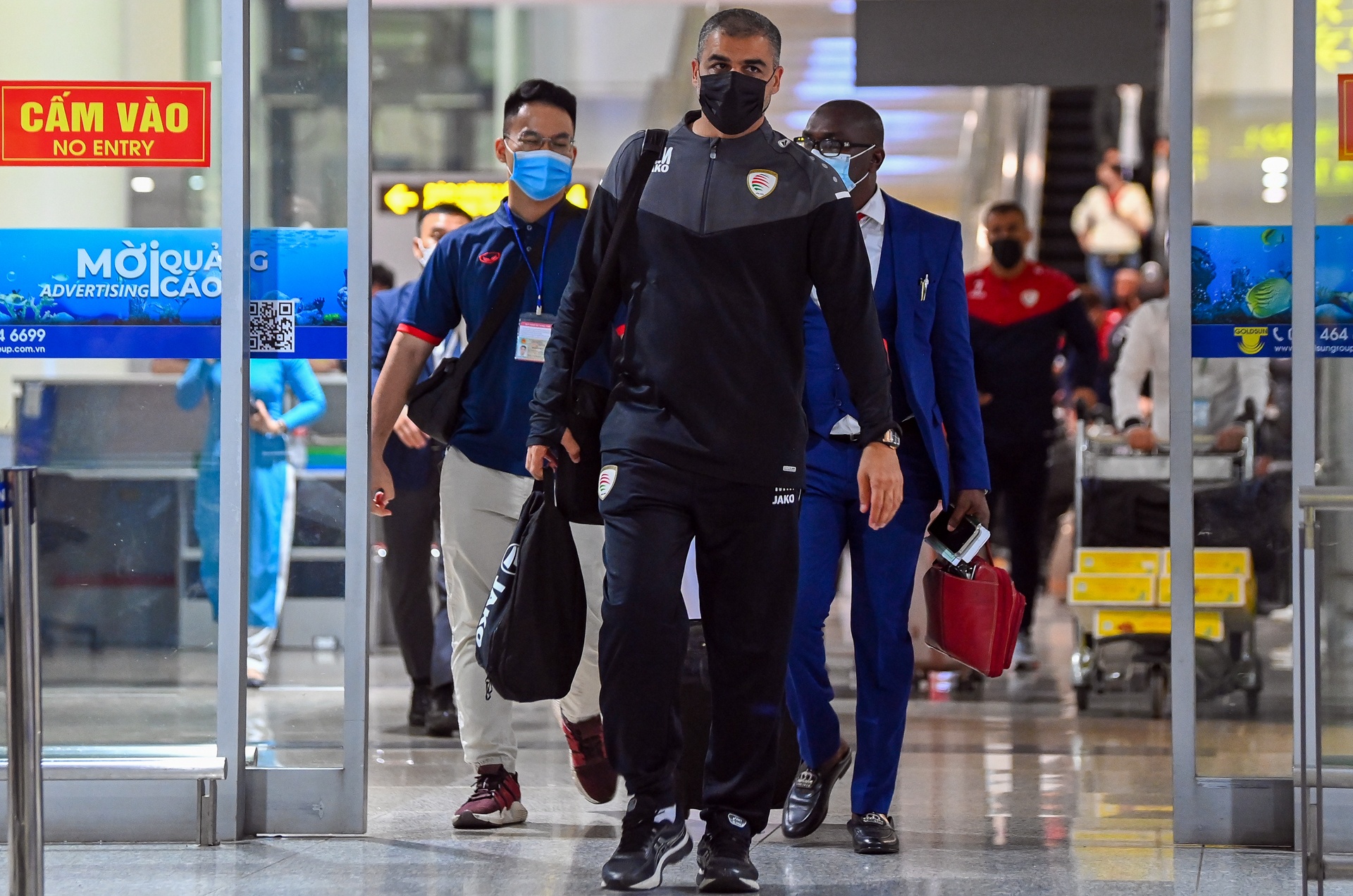 Doi tuyen quoc gia Oman den Viet Nam anh 1