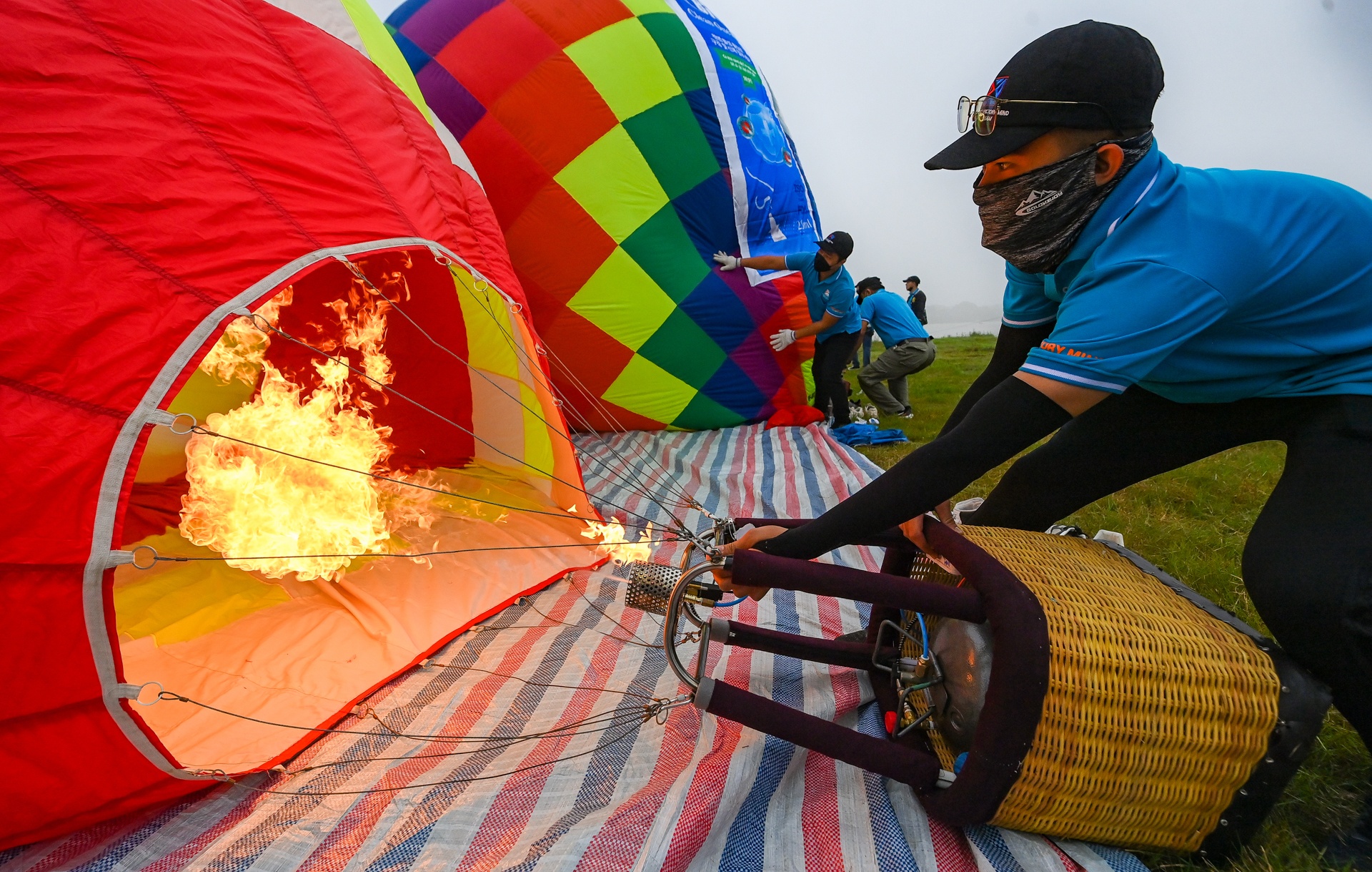 Khinh khi cau o Ha Noi anh 3