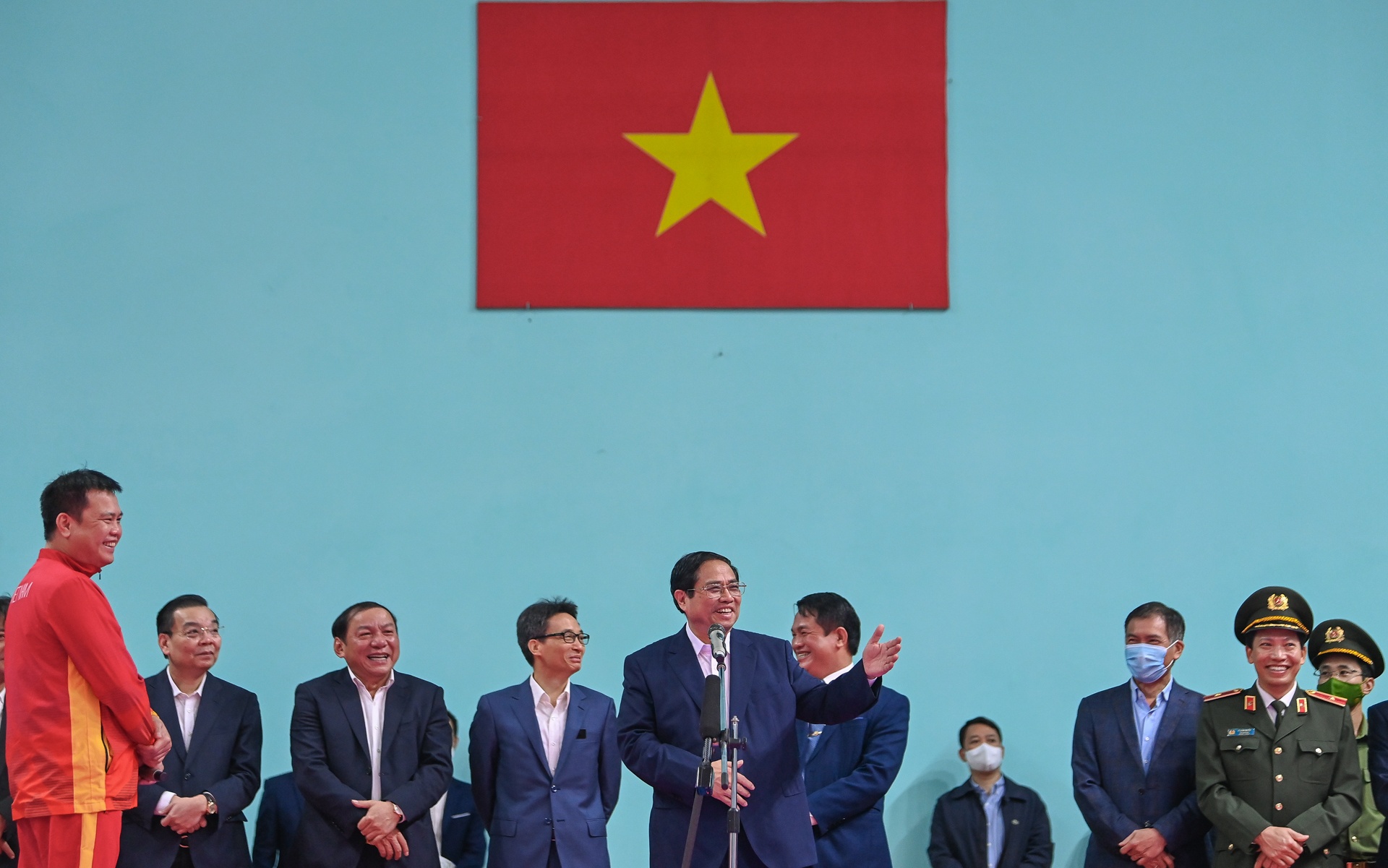 Thu tuong tham trung tam Nhon anh 1