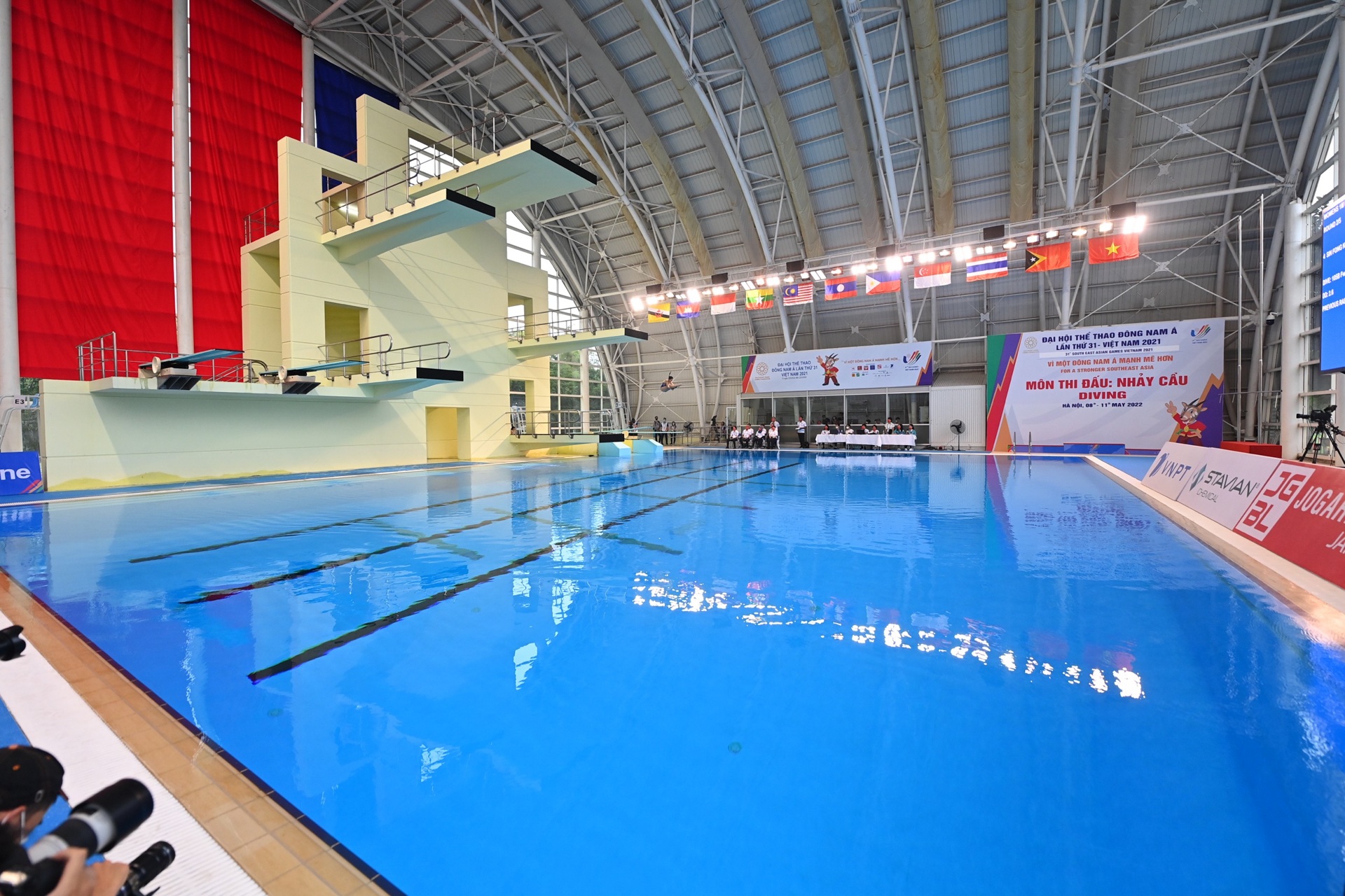 Nhay cau dat huy chuong dong SEA Games 31 anh 1