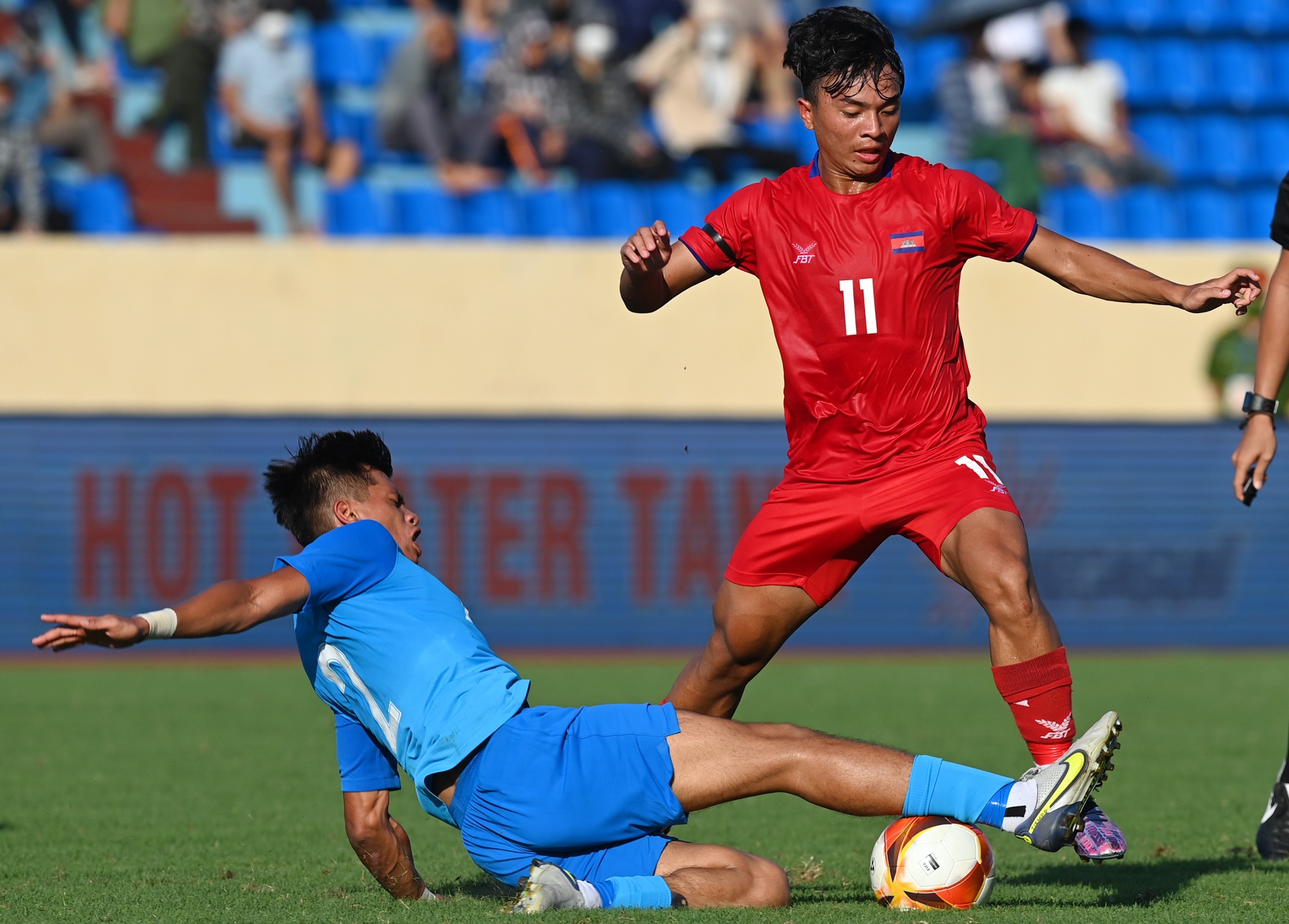 U23 Singapore thang U23 Campuchia anh 1