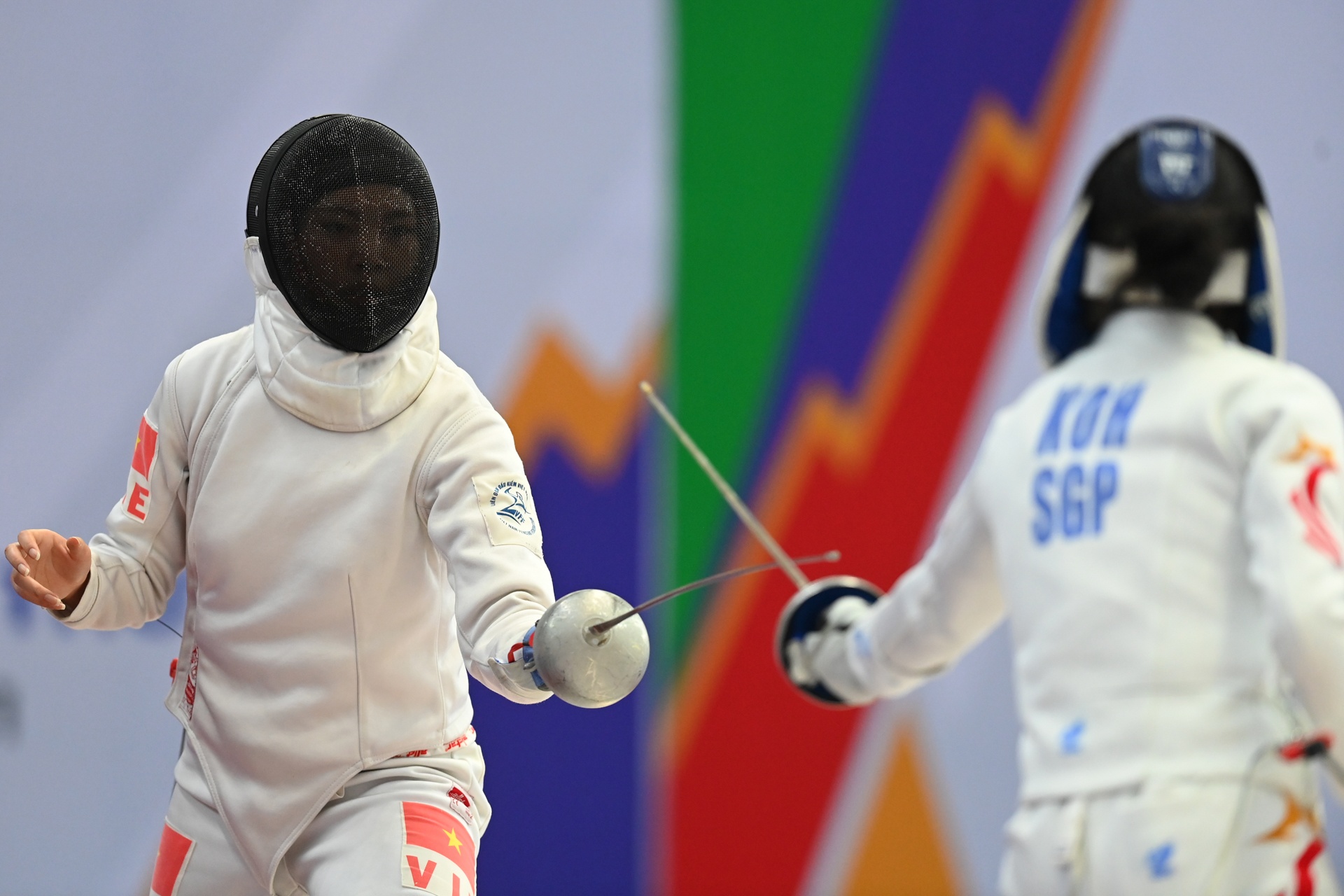 Dau kiem Viet Nam 2 lan nhan trai dang vi the thuc diem vang anh 1