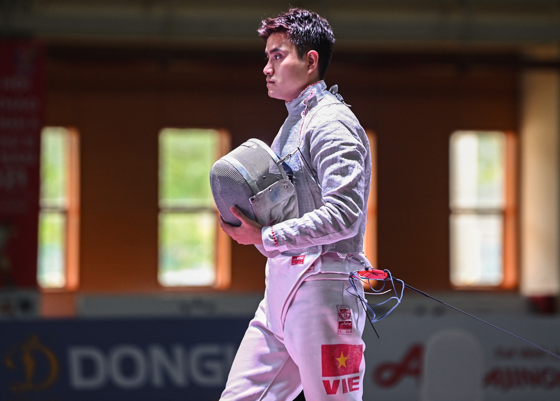 Vu Thanh An bao ve huy chuong vang dau kiem anh 3