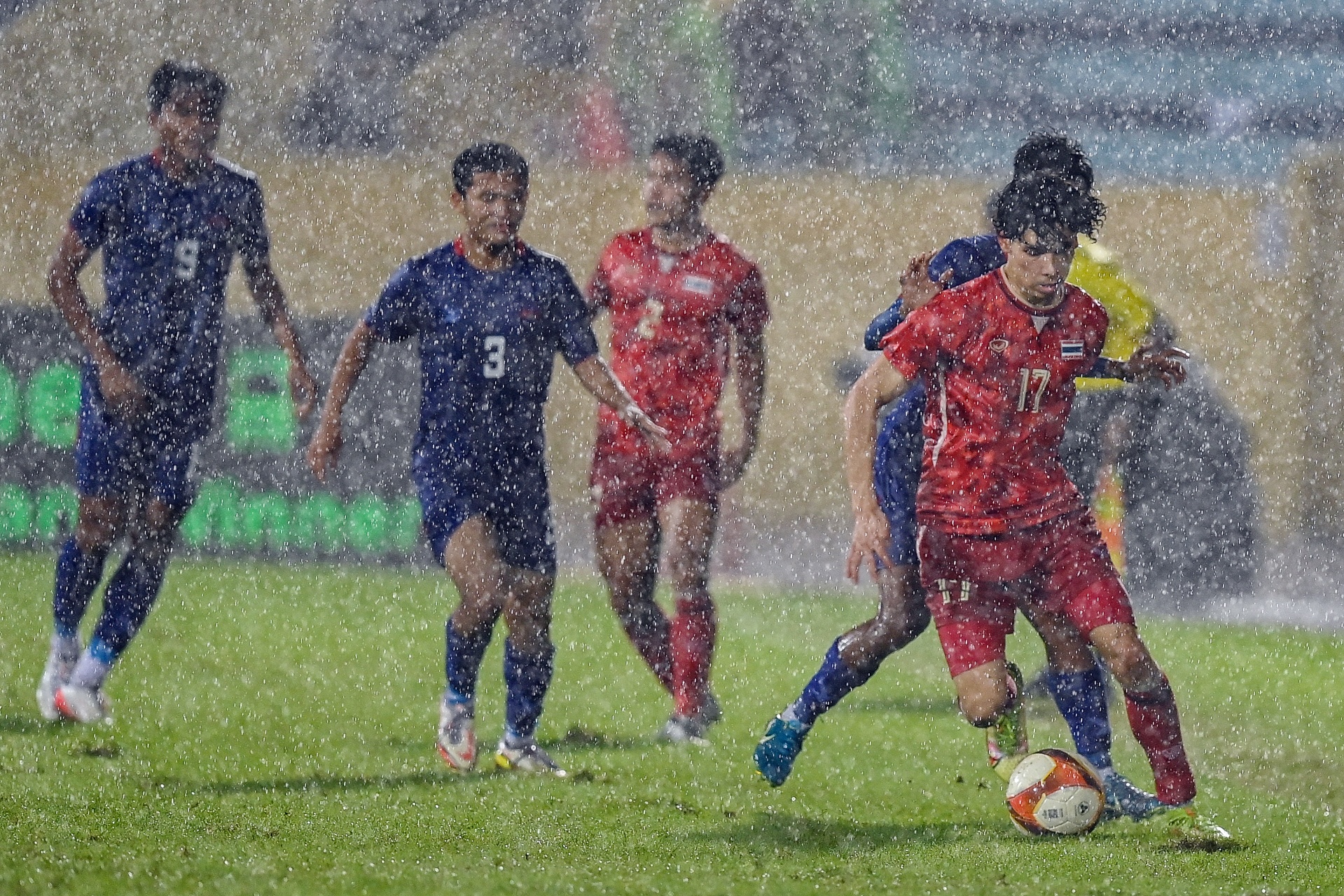 Huan luyen vien Keisuke Honda anh 6