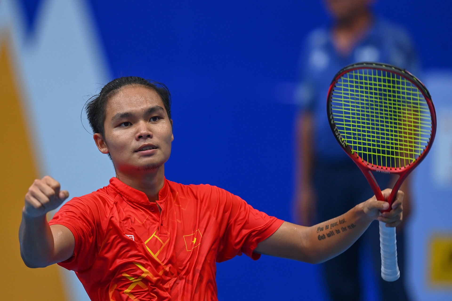 Dang cap tay vot Ly Hoang Nam anh 3