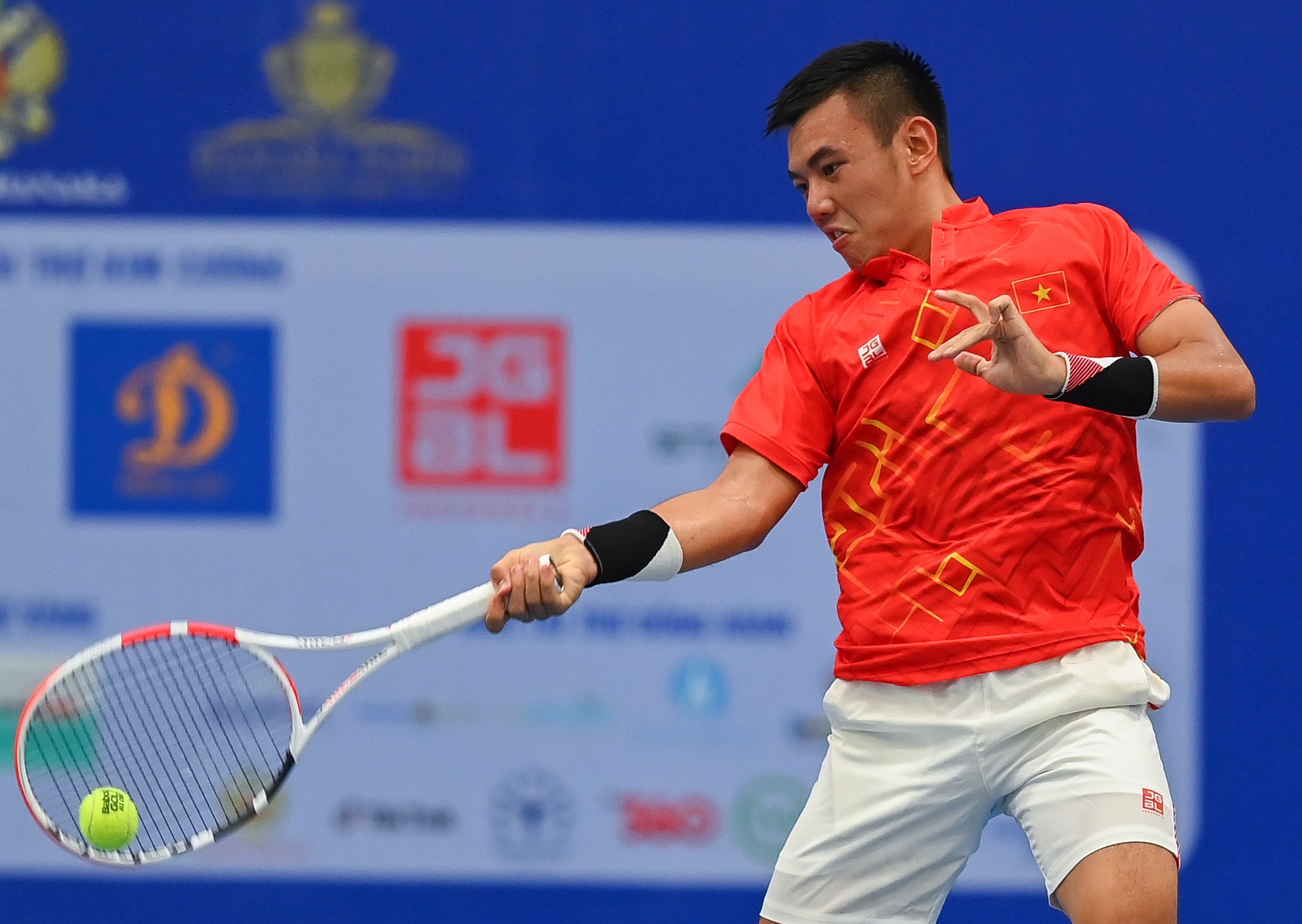 Dang cap tay vot Ly Hoang Nam anh 5