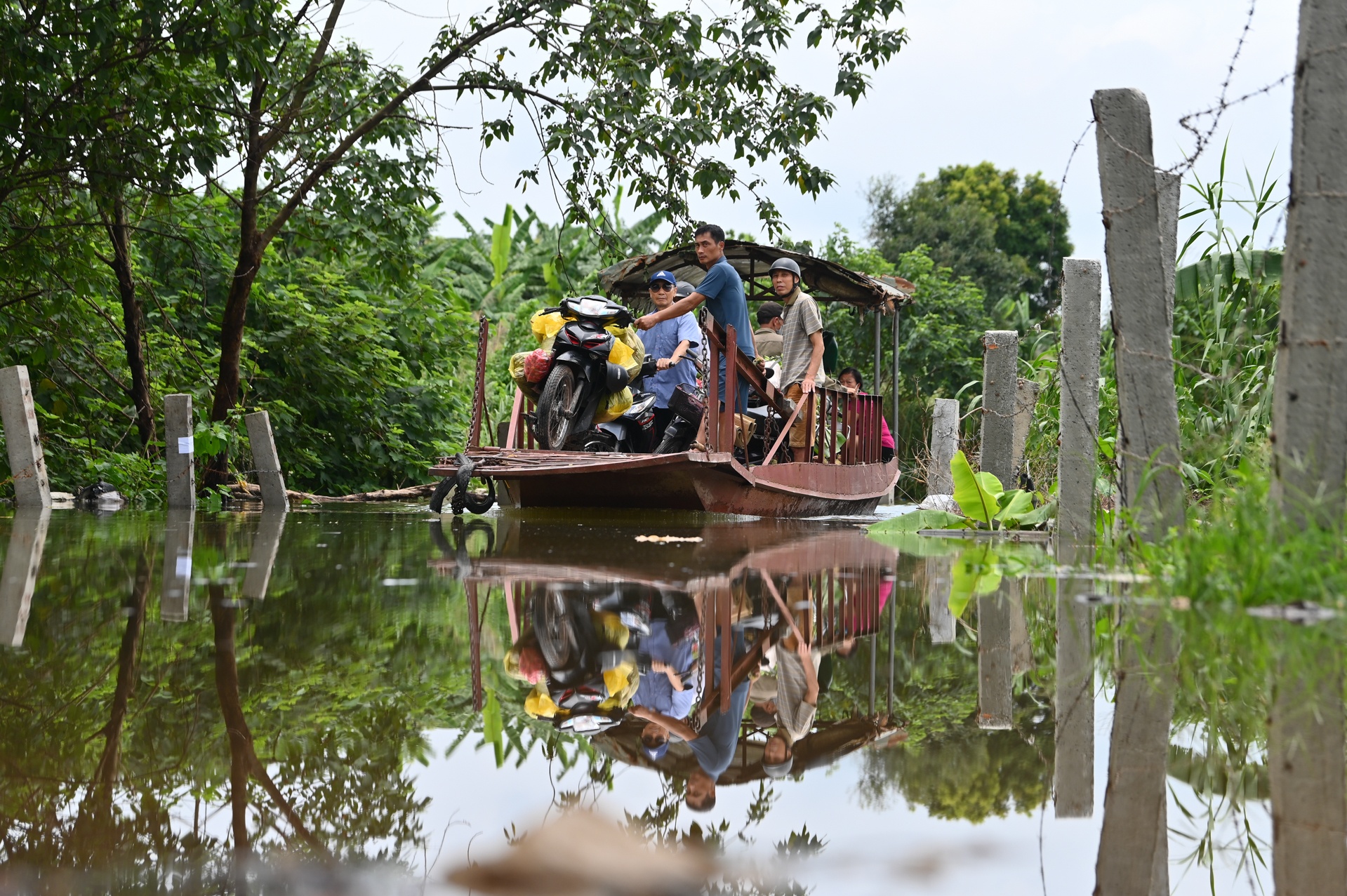 Mua lon gay ngap sau o Ha Noi anh 2