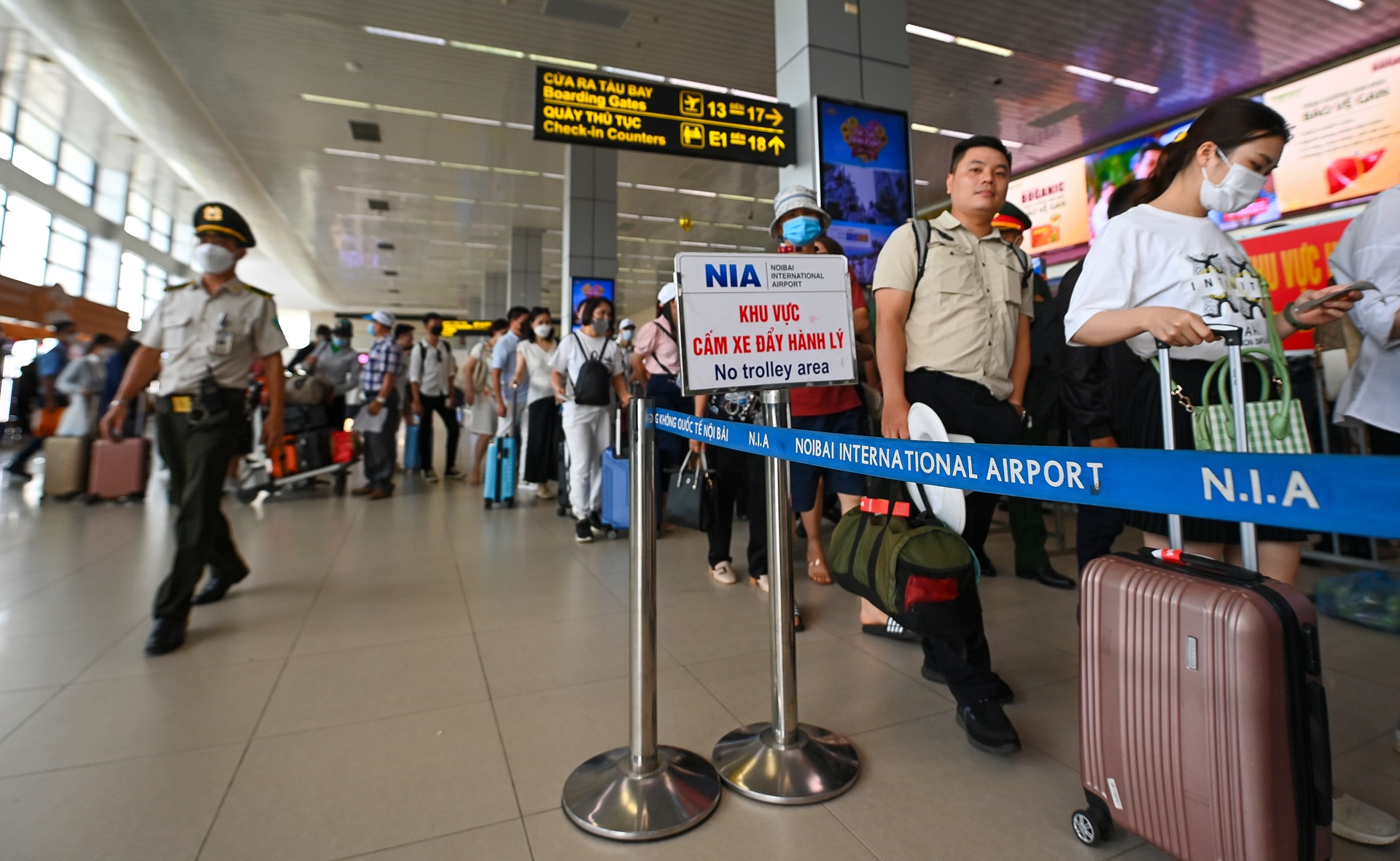 San bay Noi Bai qua tai anh 3