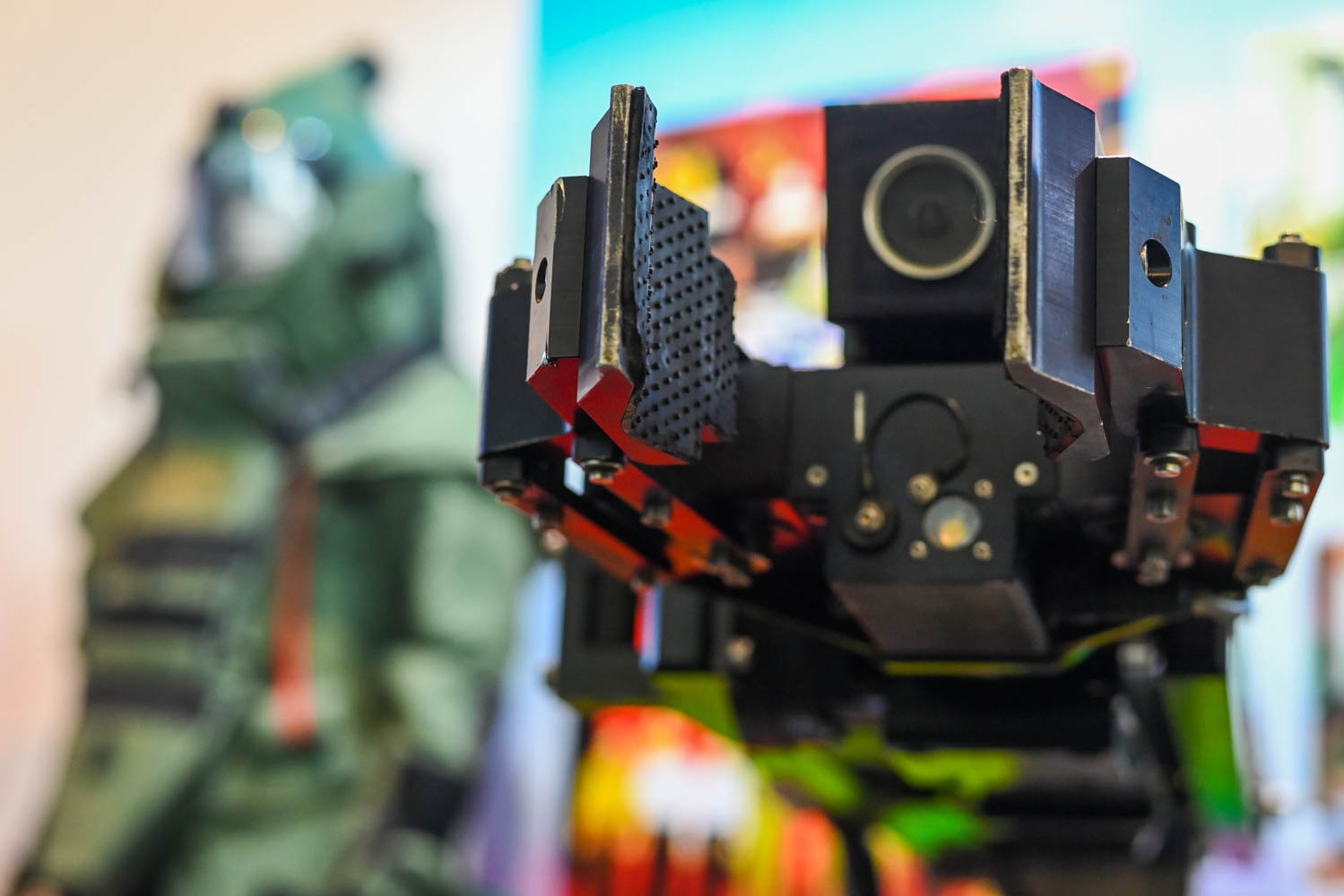 Trien lam khi tai Cong an nhan dan anh 9