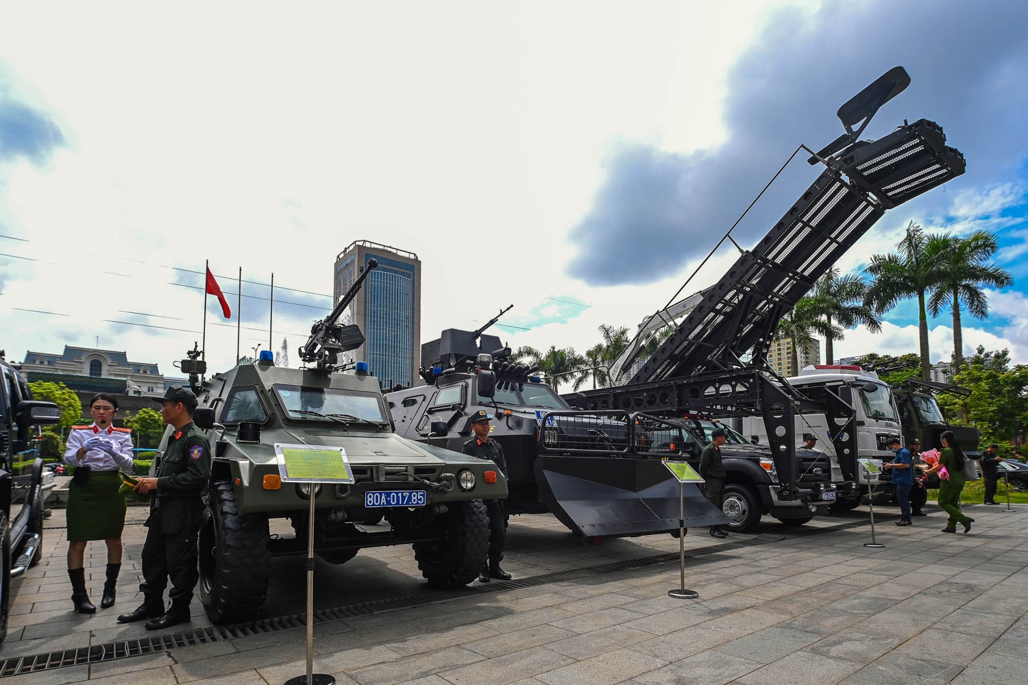 Trien lam khi tai Cong an nhan dan anh 3