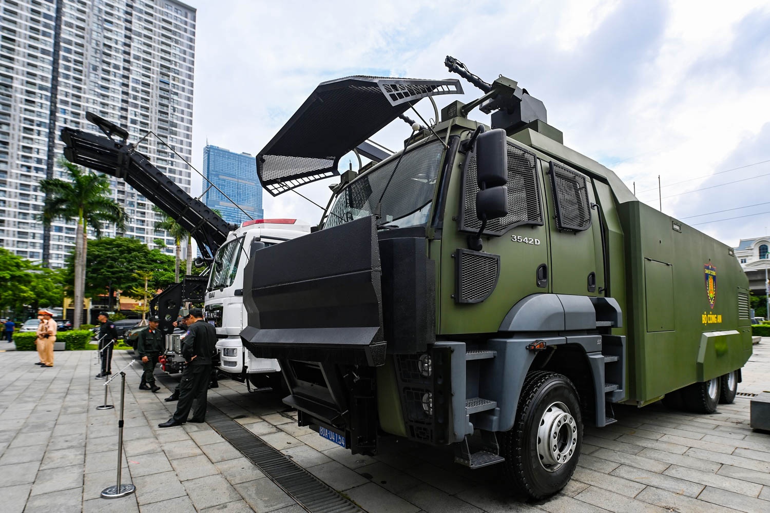 Trien lam khi tai Cong an nhan dan anh 6