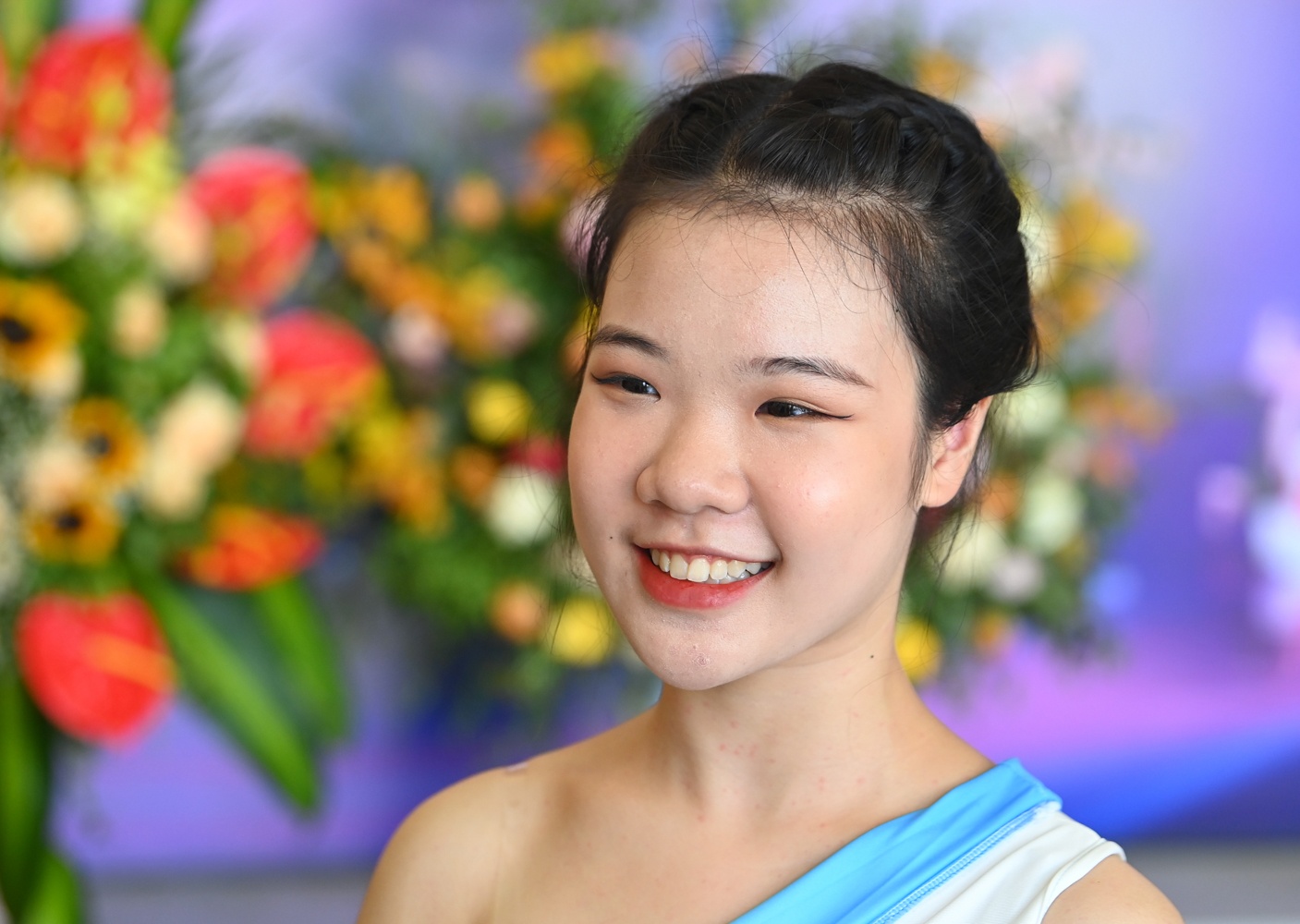 Nu sinh Hoc vien Mua Viet Nam anh 15