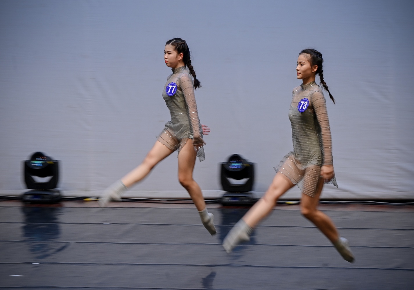 Nu sinh Hoc vien Mua Viet Nam anh 7