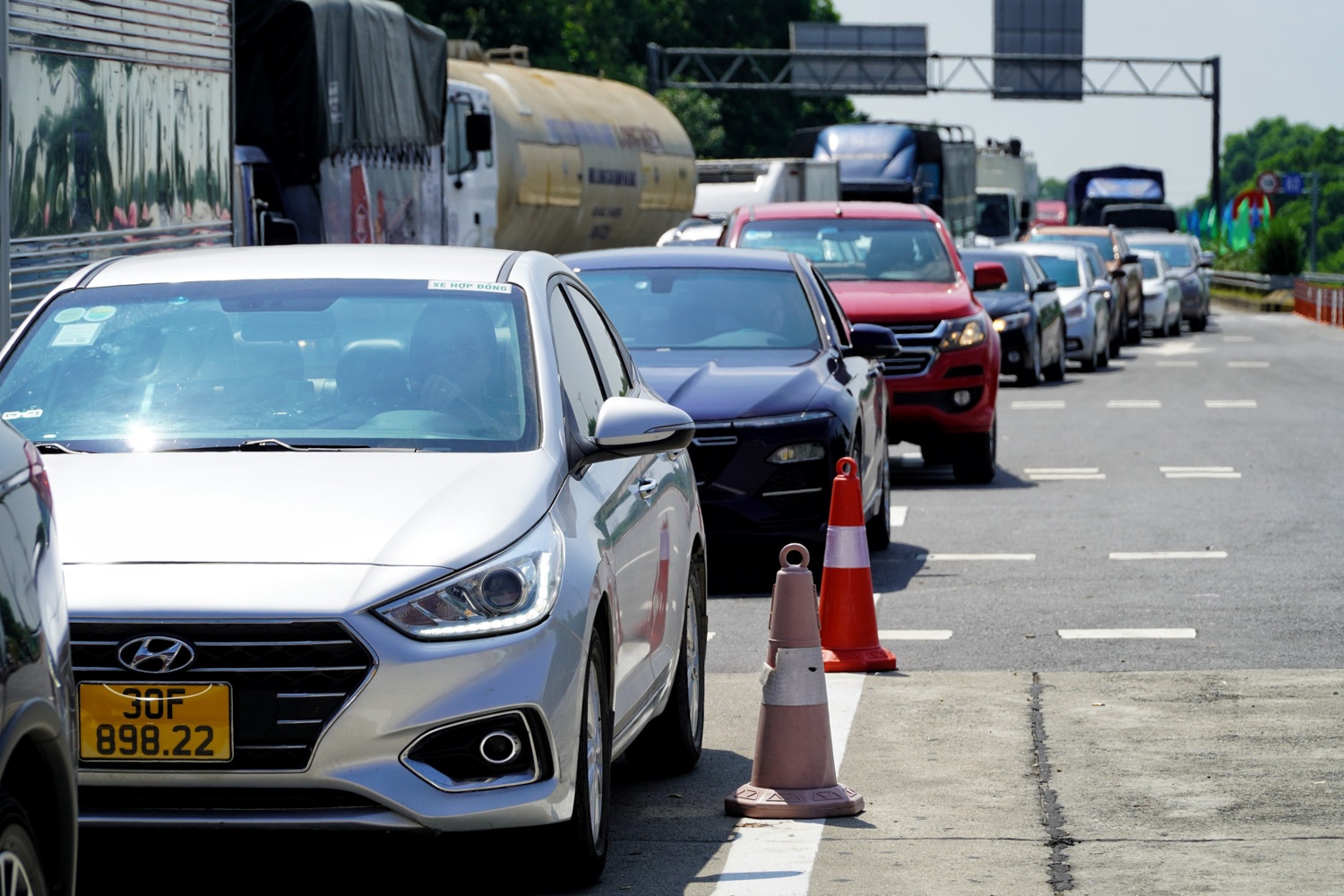 Un tac tai tram thu phi khong dung anh 4