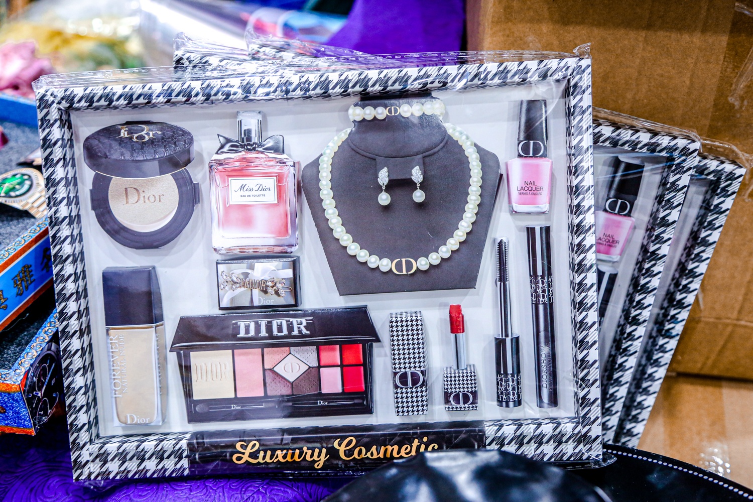 Mua oto hang sang dot ram thang 7 anh 5