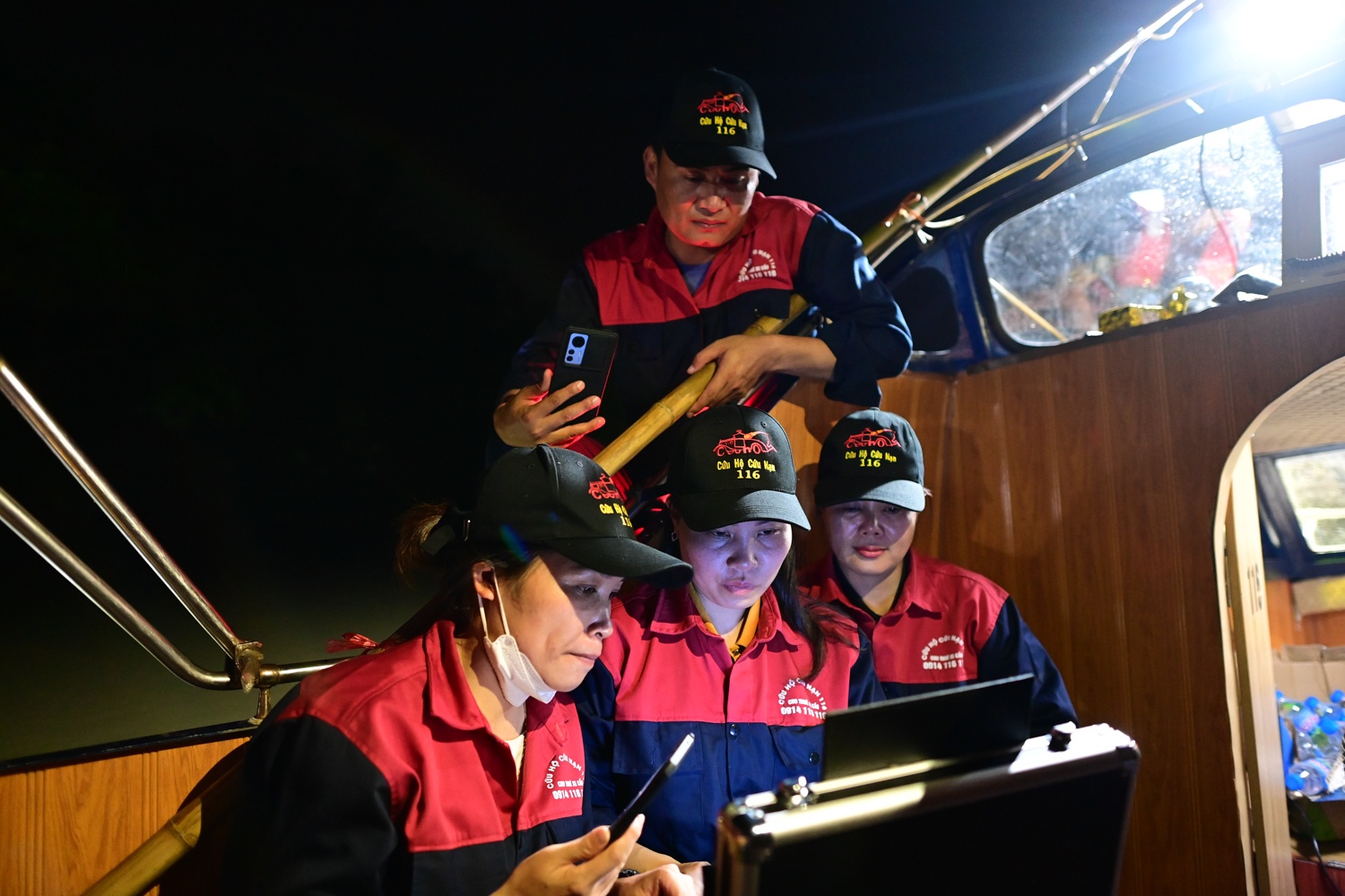 Thieu nu mat tich anh 9