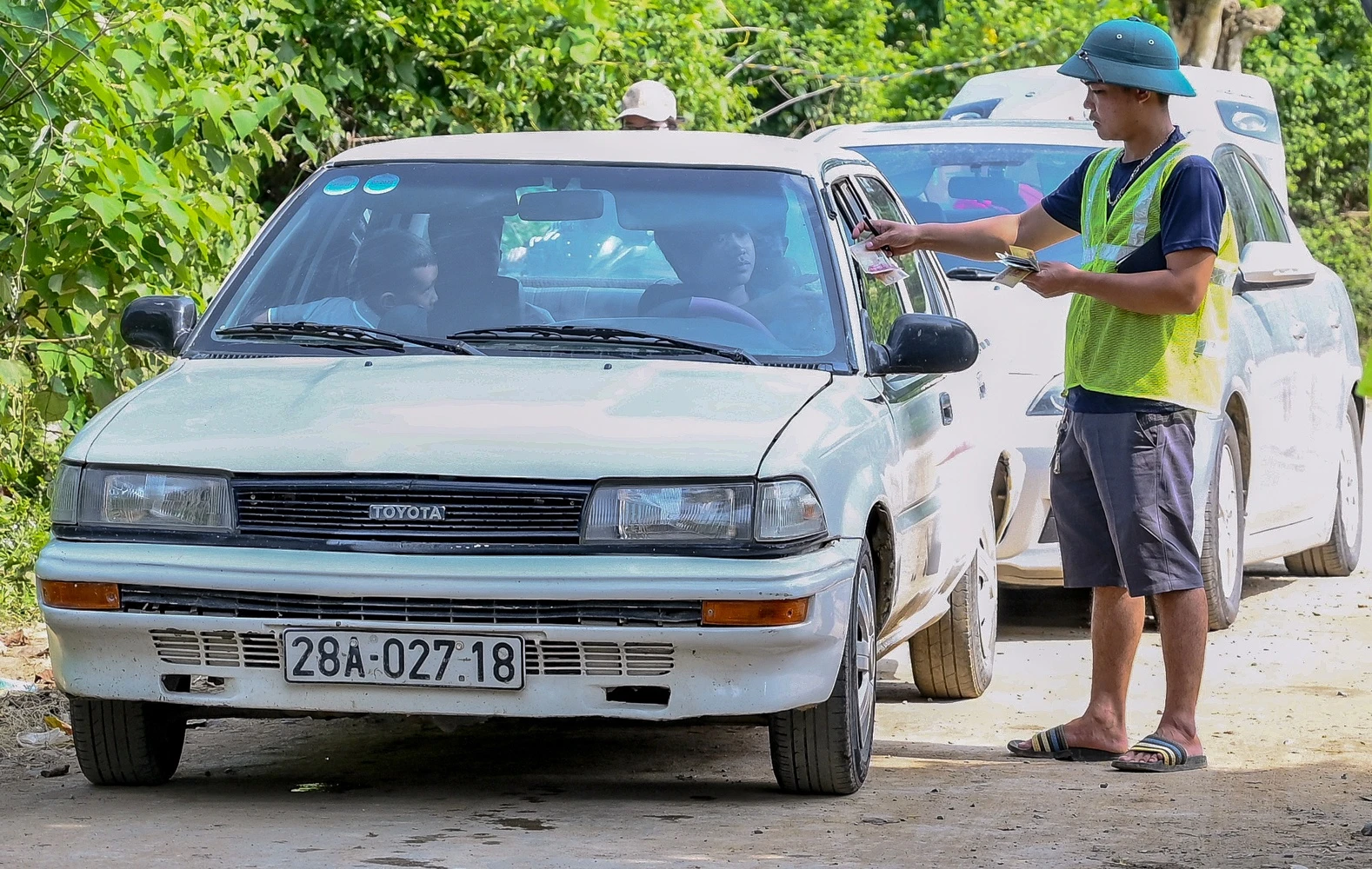 Cam trai nghi le anh 2