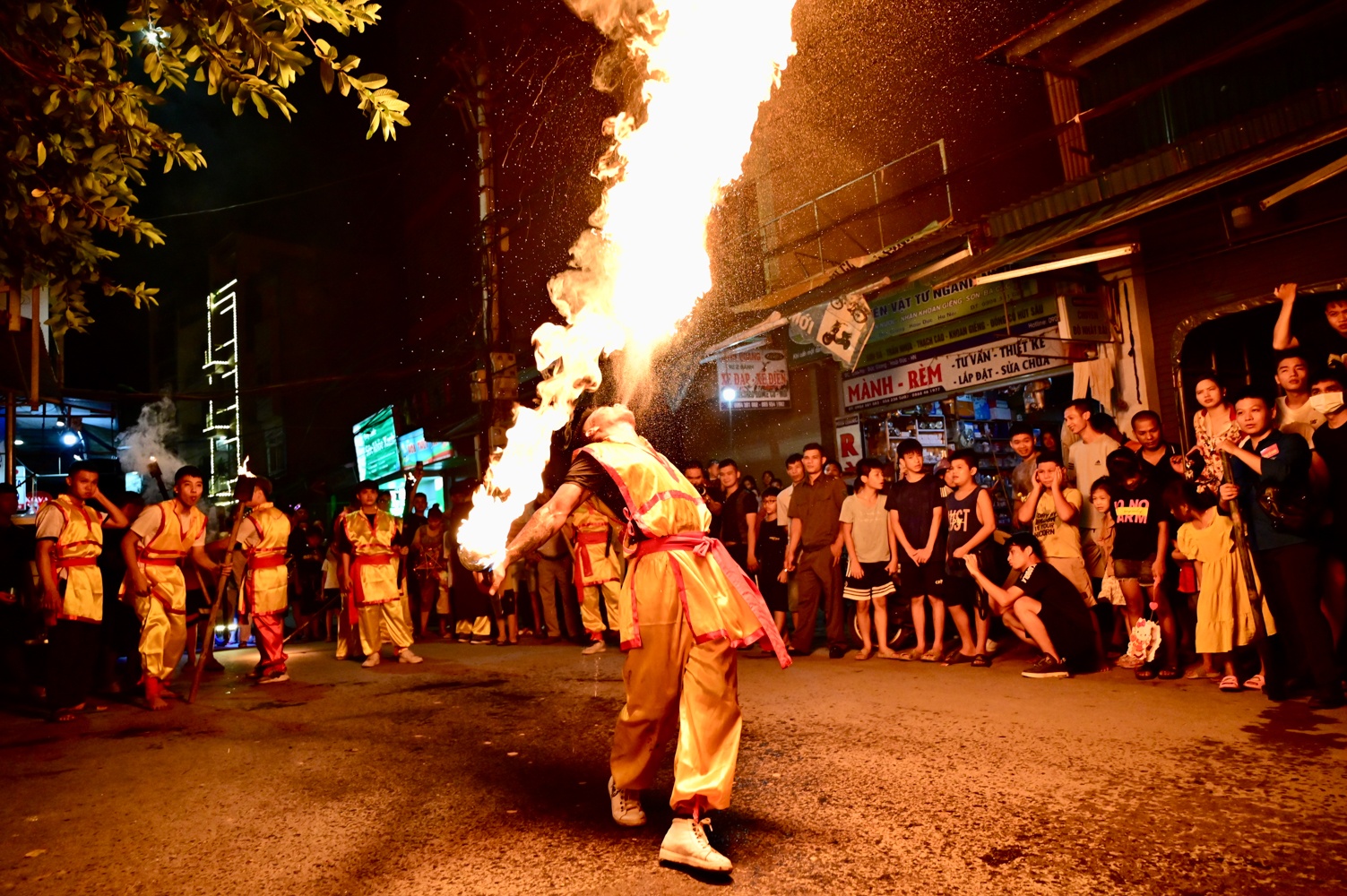 Mua lan thoi lua anh 2