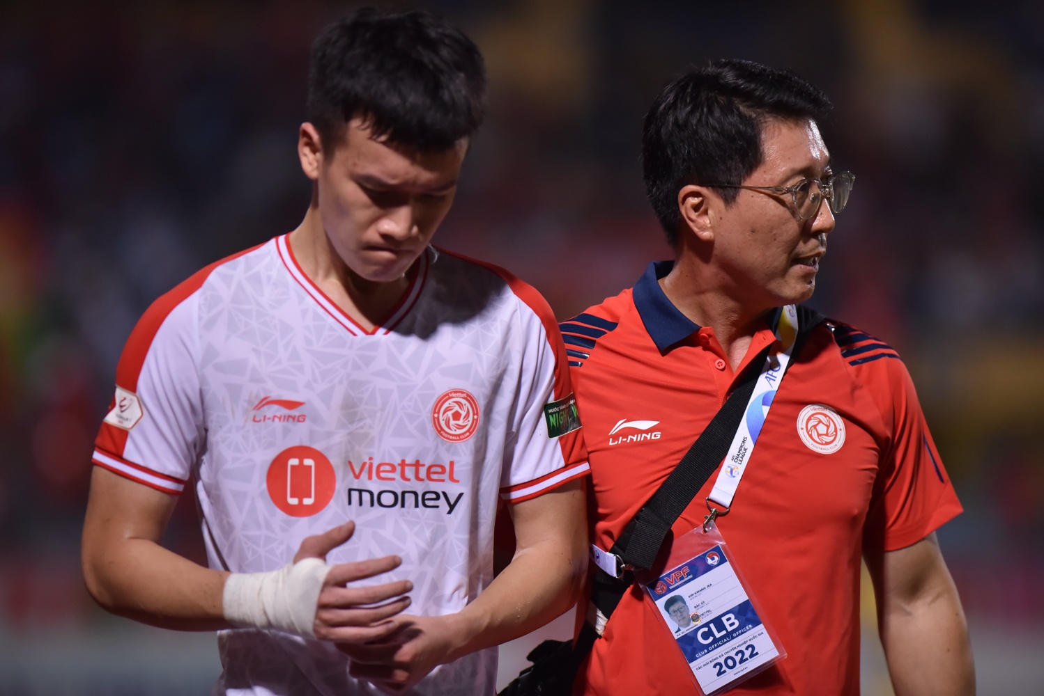 Hoang Duc chan thuong anh 5