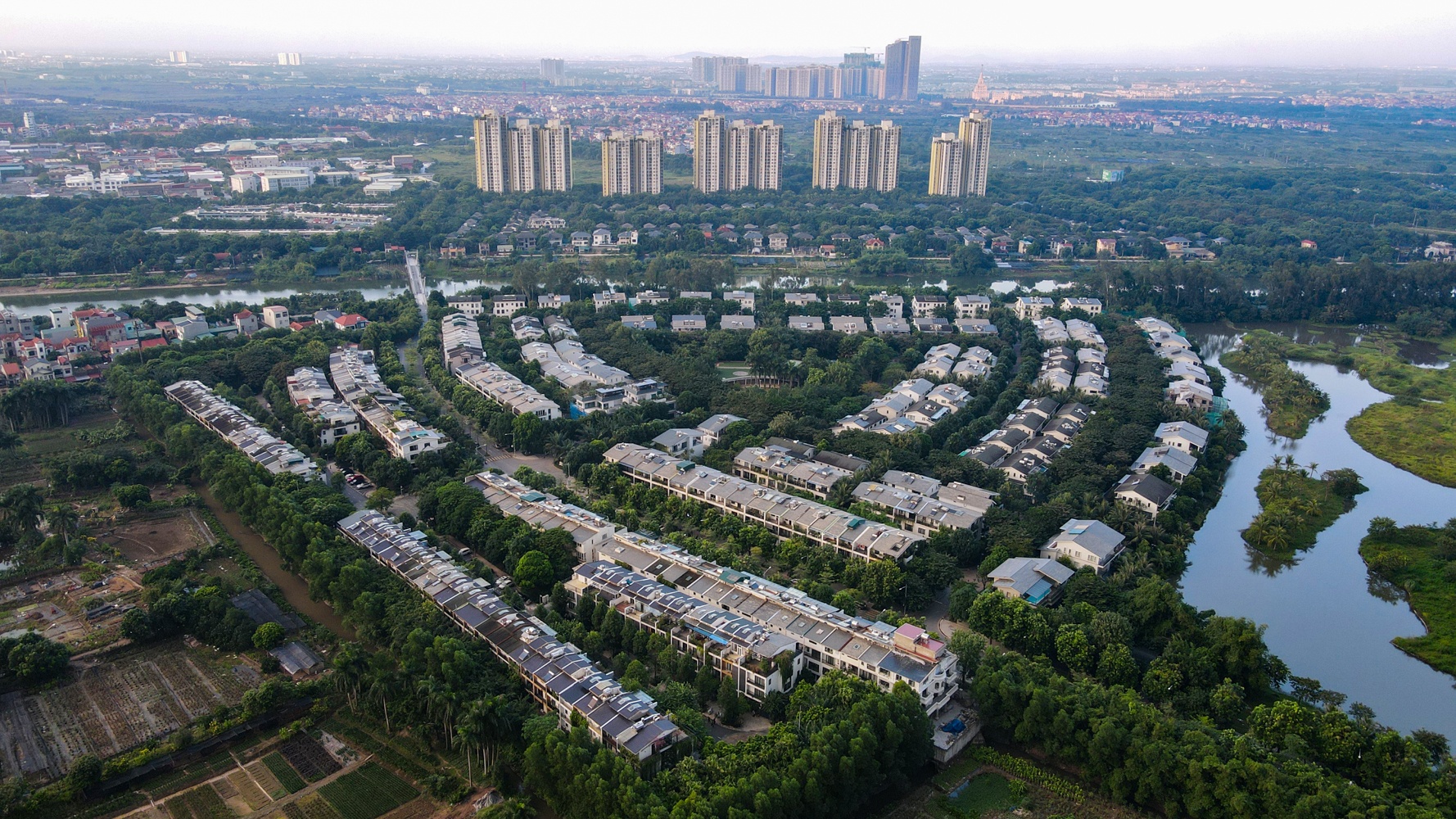 Thi truong bat dong san Ha Noi van chi lac dac nguoi mua hinh anh