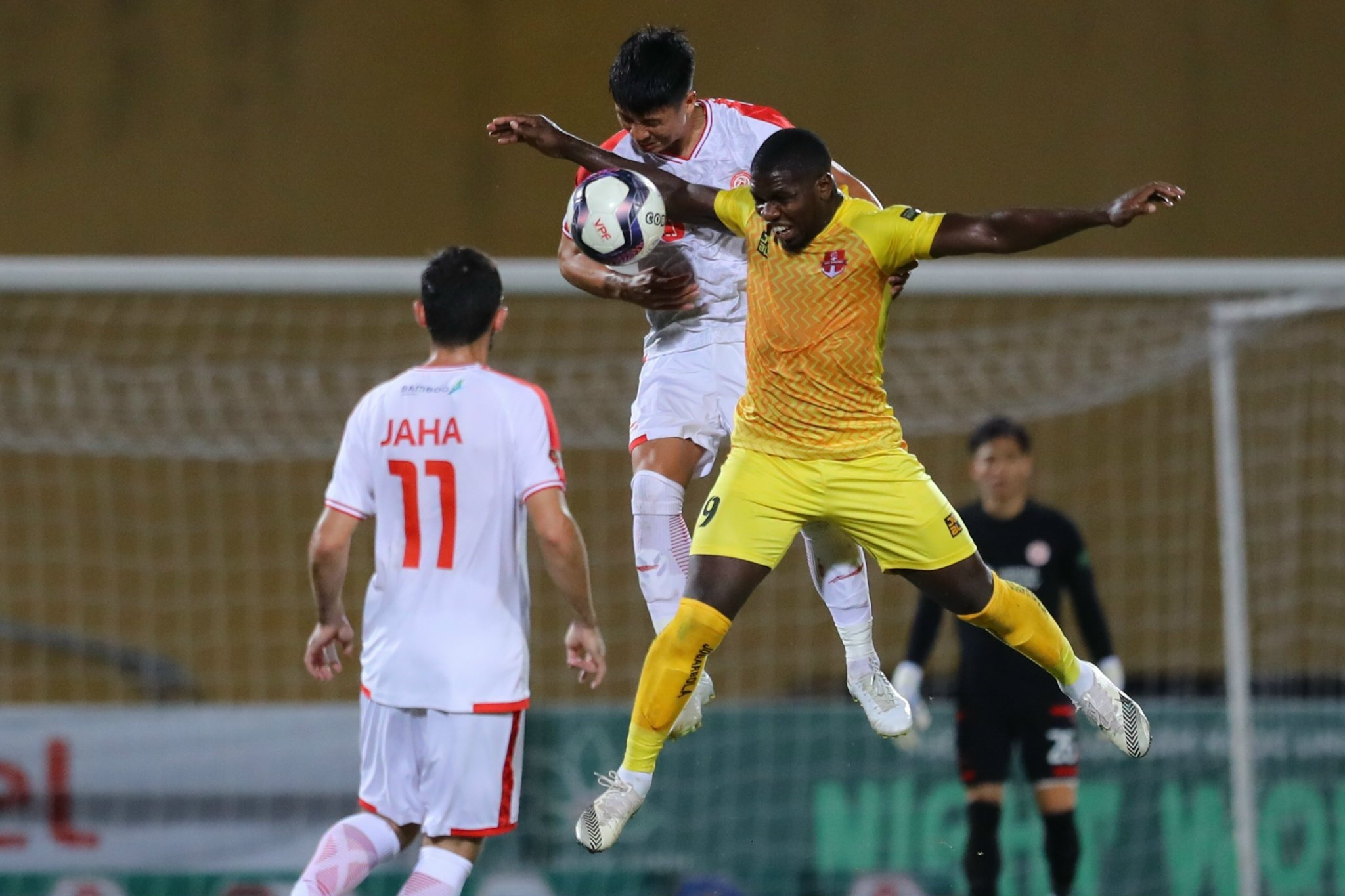 Bui Tien Dung Viettel anh 5