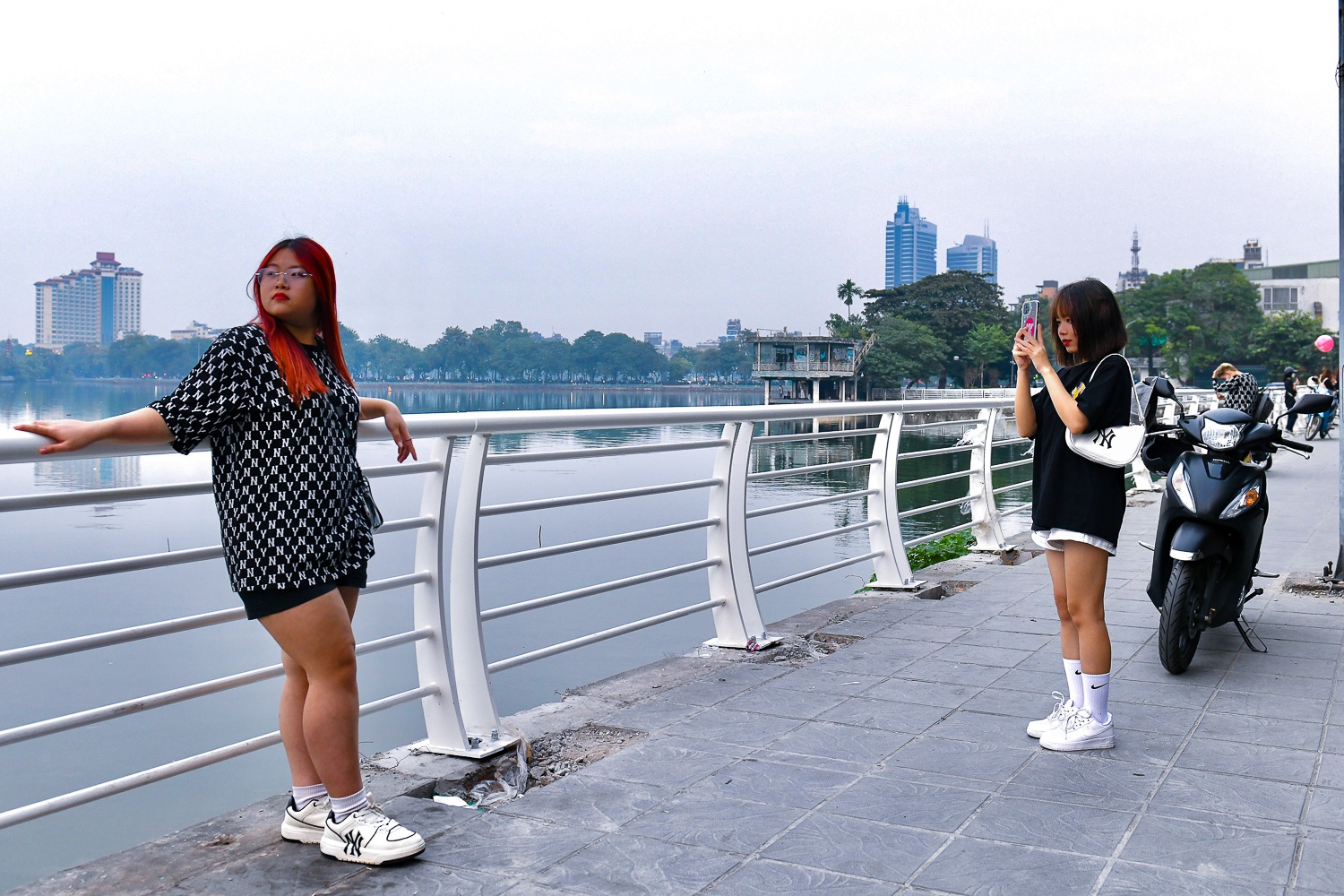 Lan can ho Tay anh 3