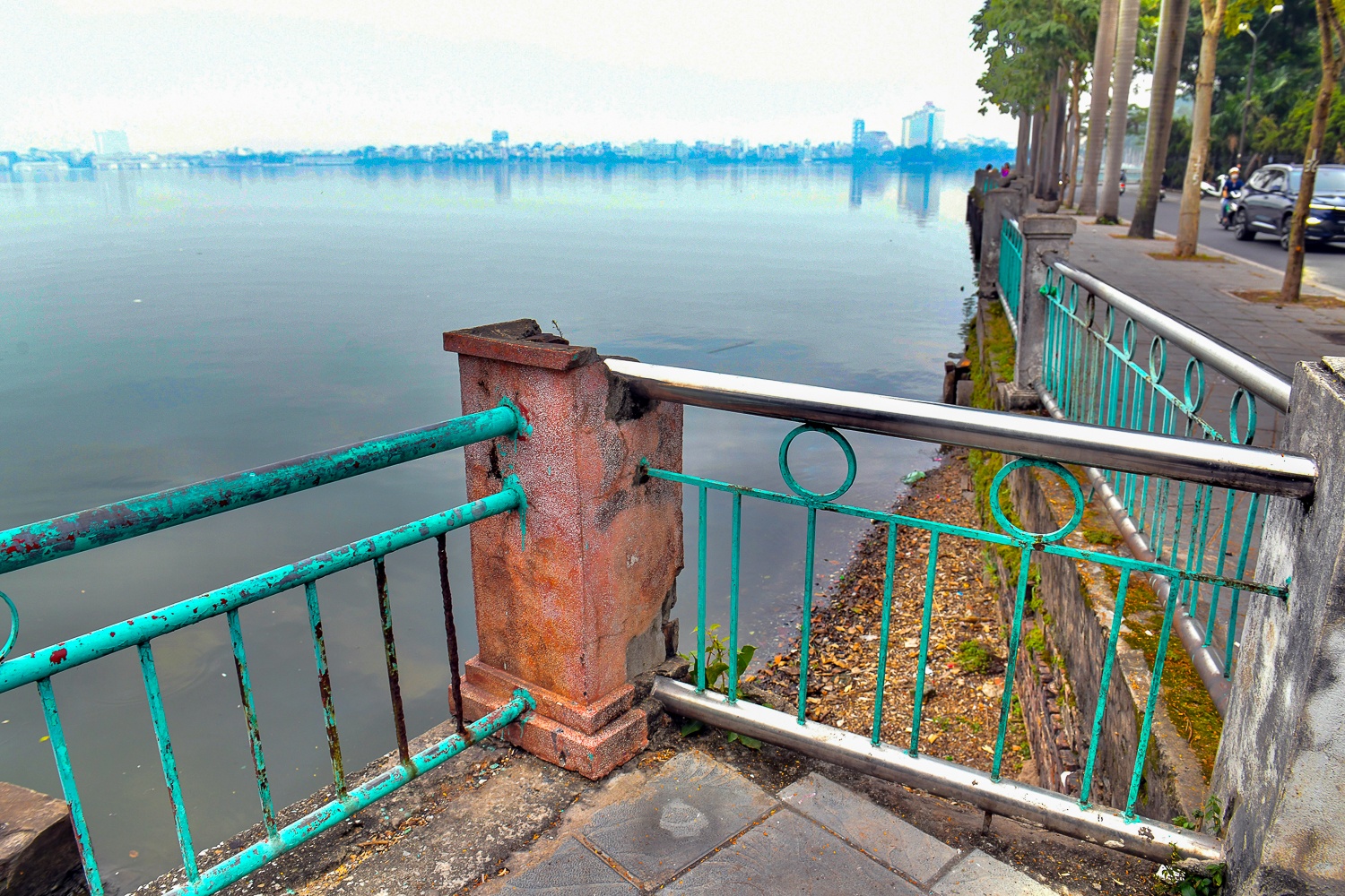 Lan can ho Tay anh 9