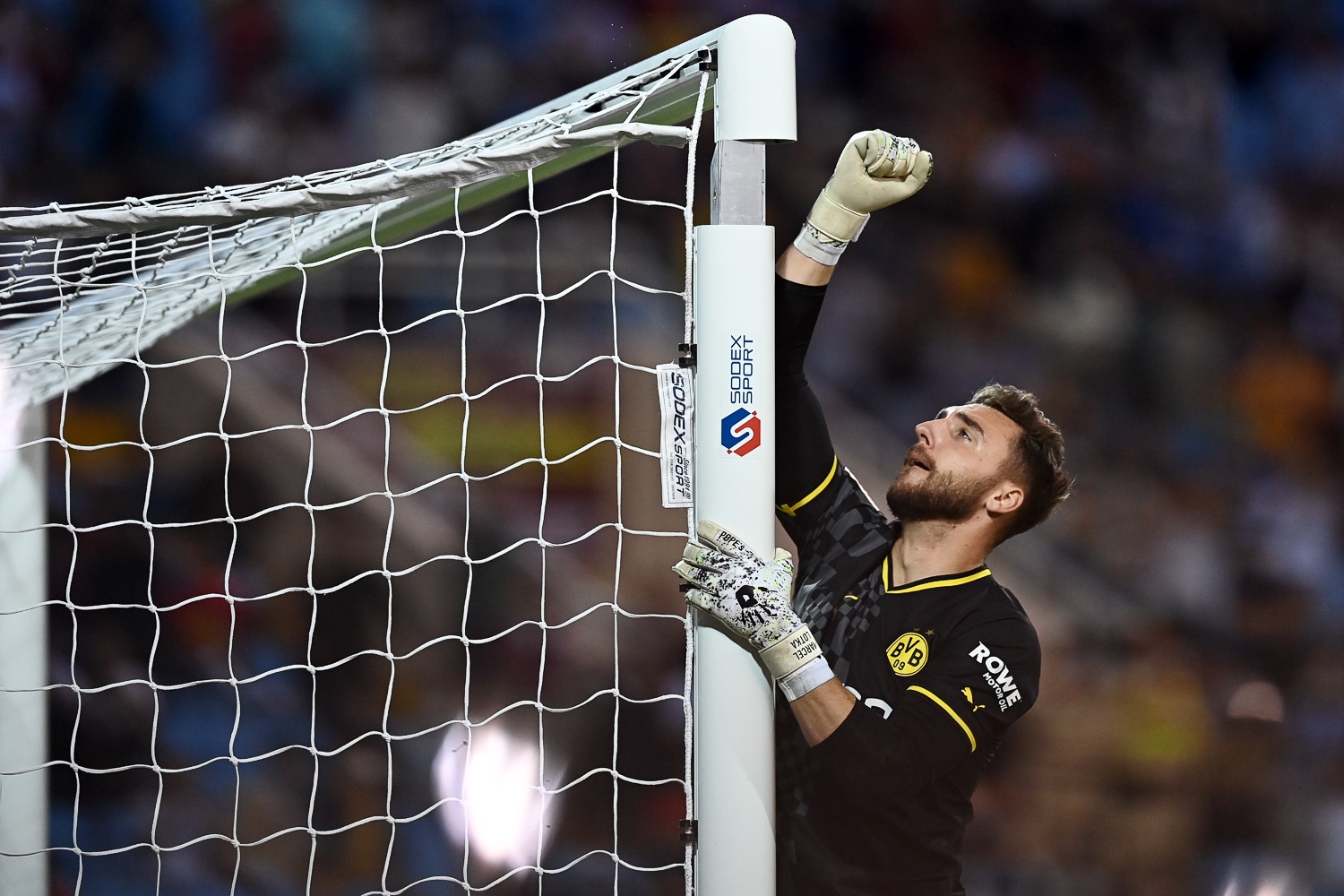 Cau gon dortmund su co anh 3