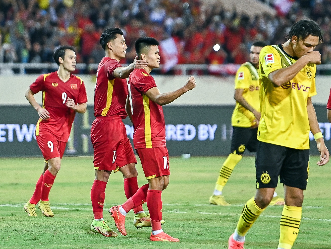 Cau gon dortmund su co anh 8