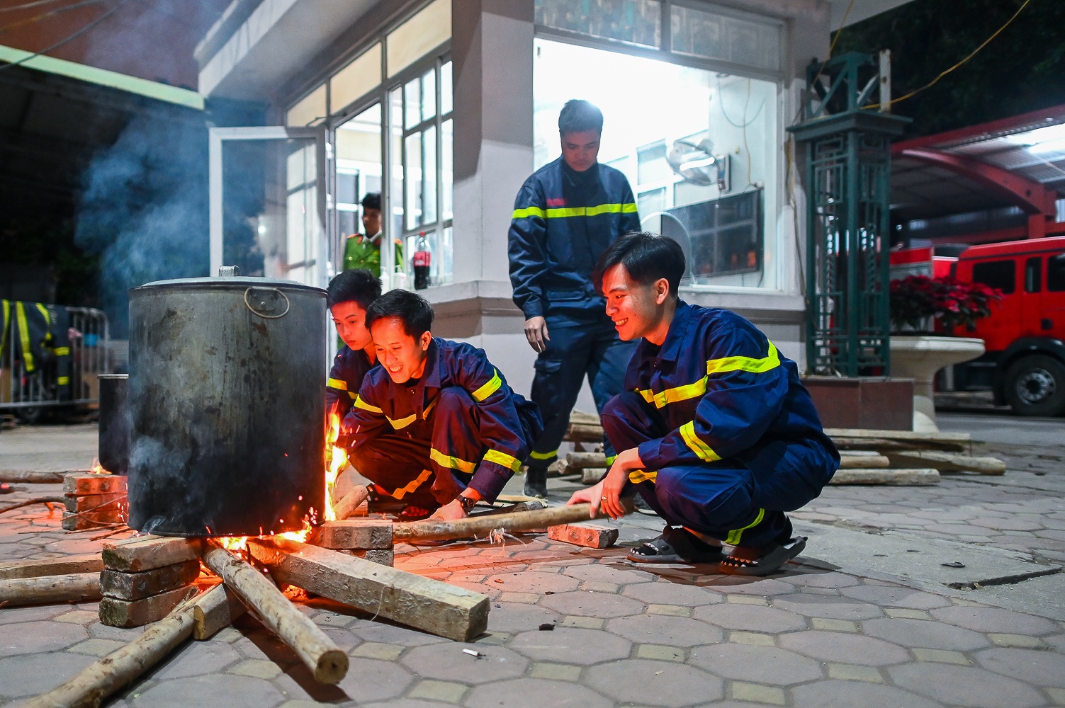 Canh sat goi banh chung anh 10