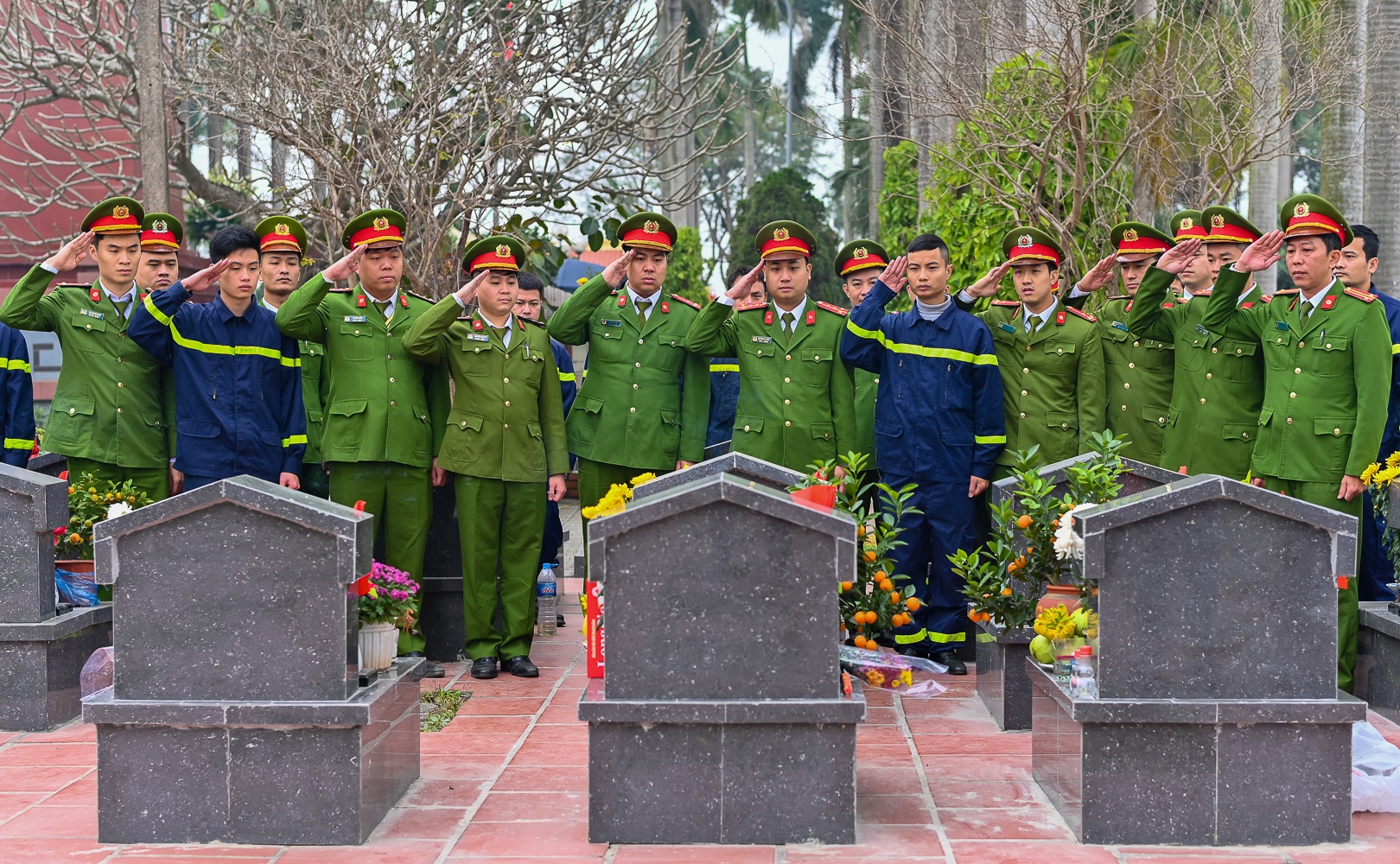 Canh sat goi banh chung anh 1