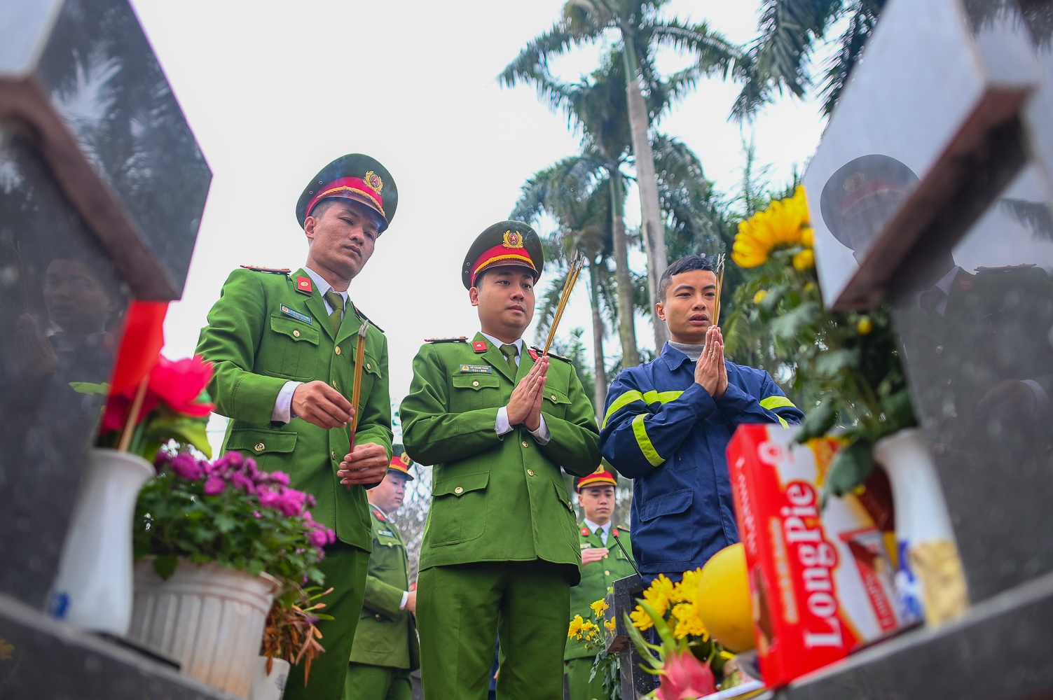 Canh sat goi banh chung anh 2