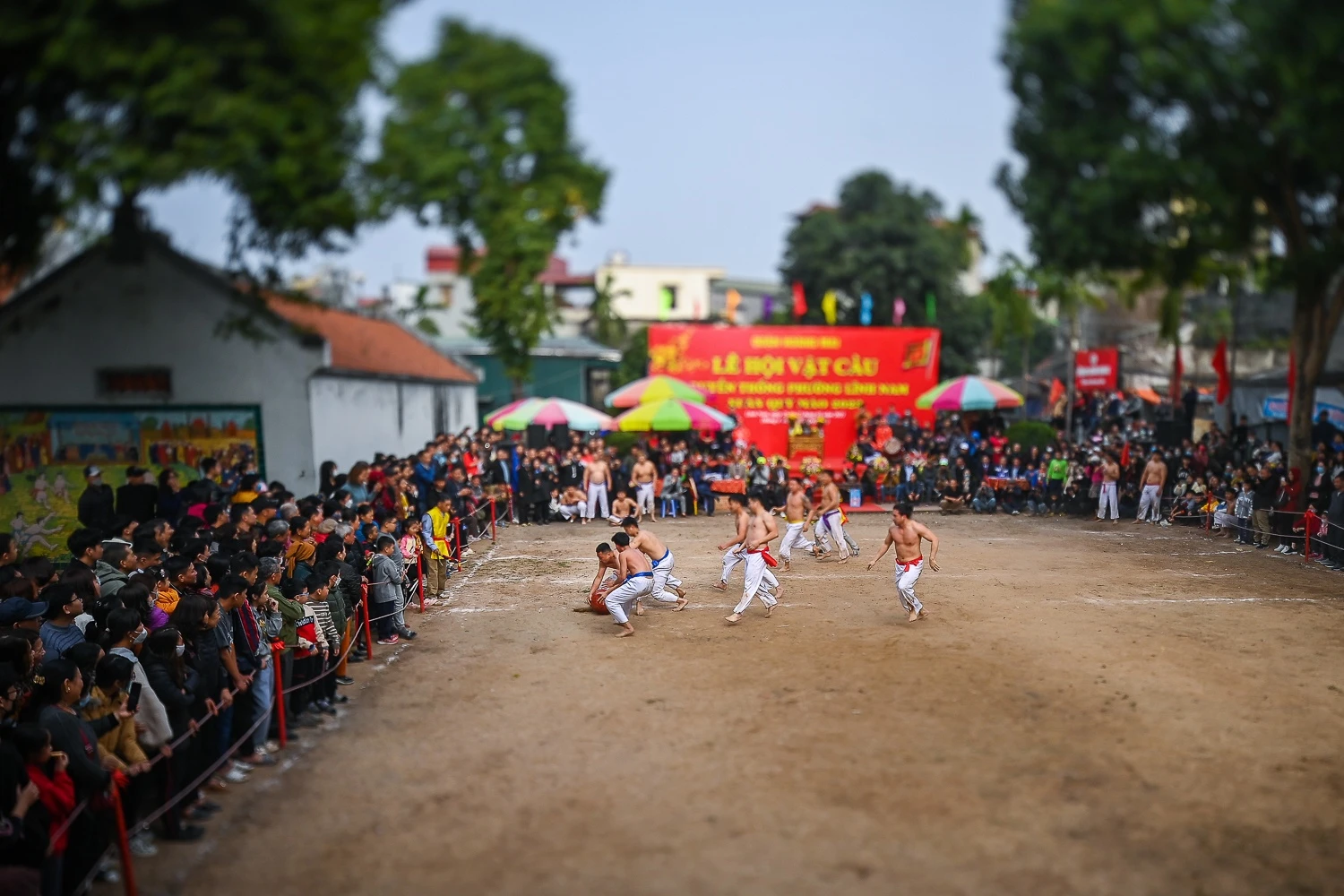 Vat cau Thuy Linh anh 4