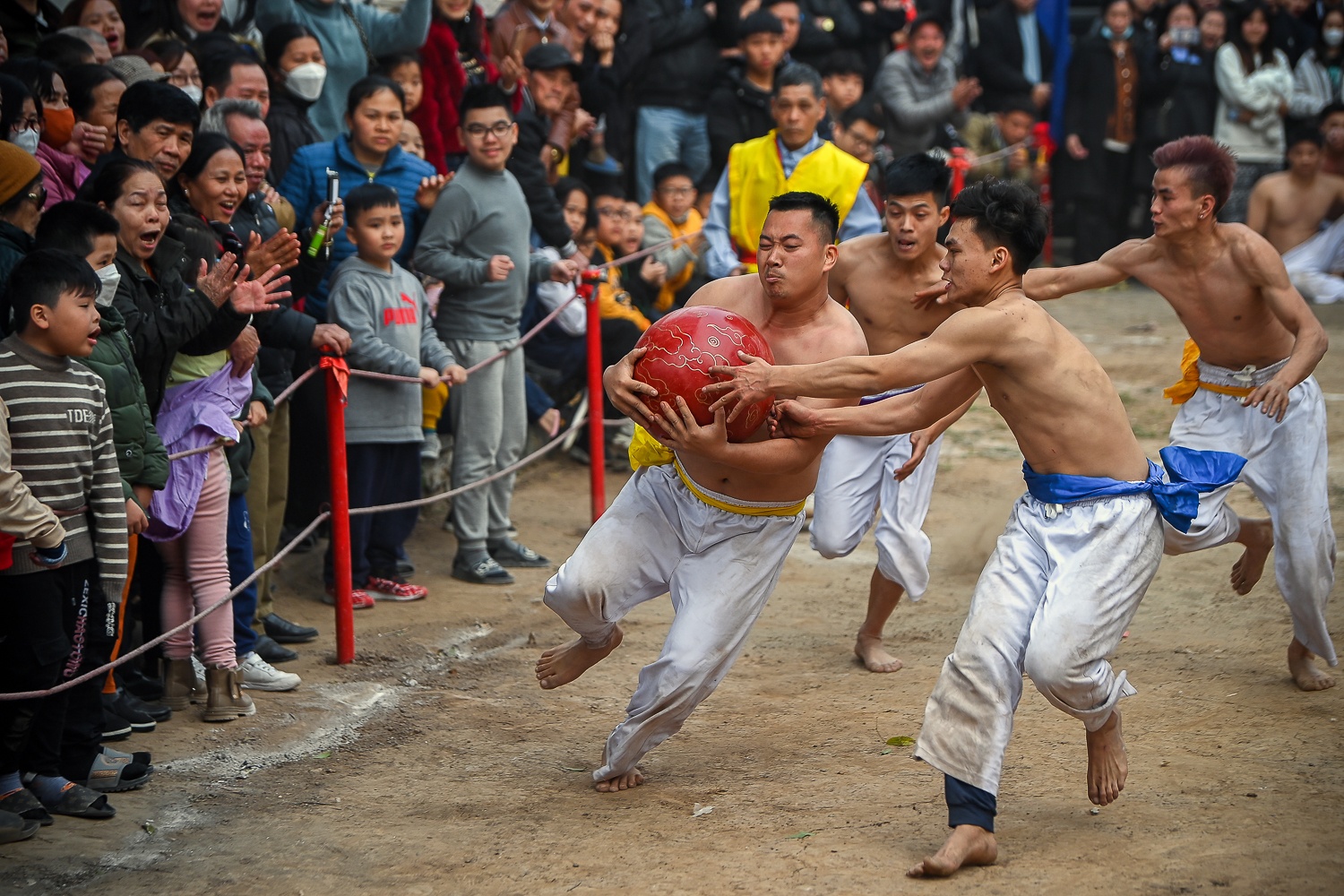 Vat cau Thuy Linh anh 5