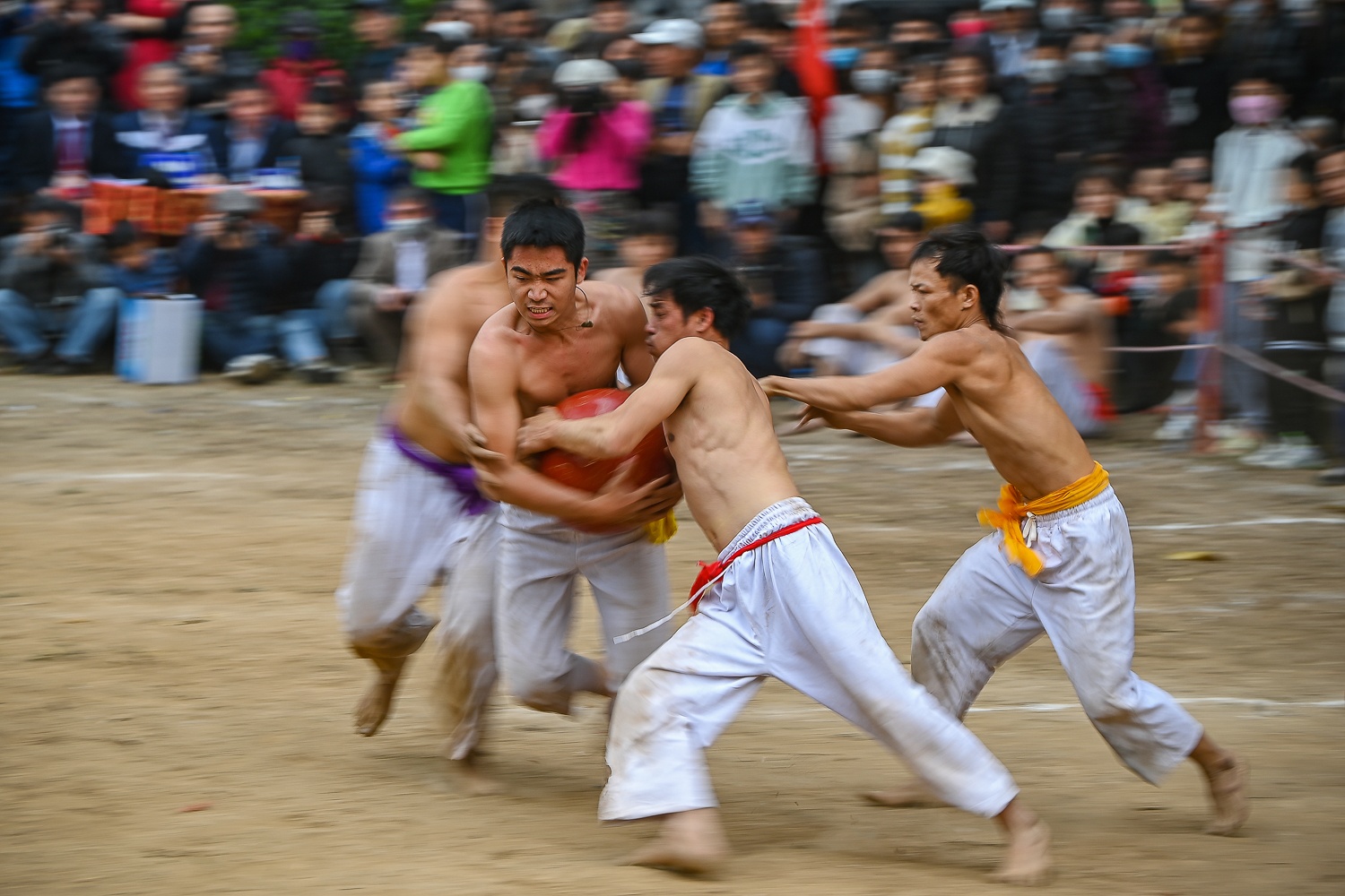 Vat cau Thuy Linh anh 6