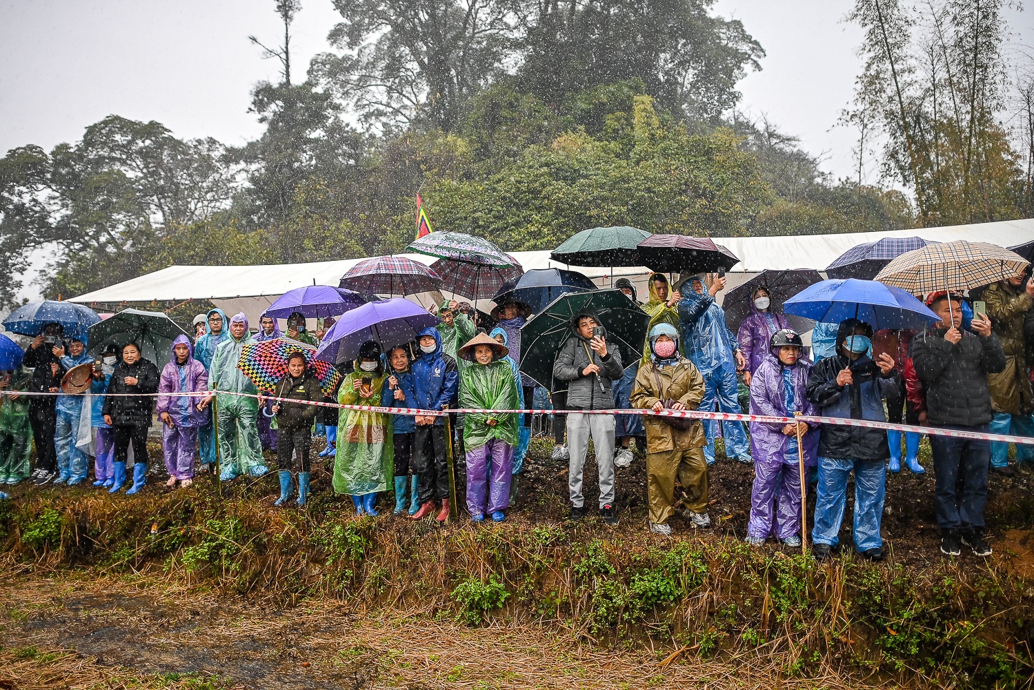 Le hoi Na Nhem anh 12