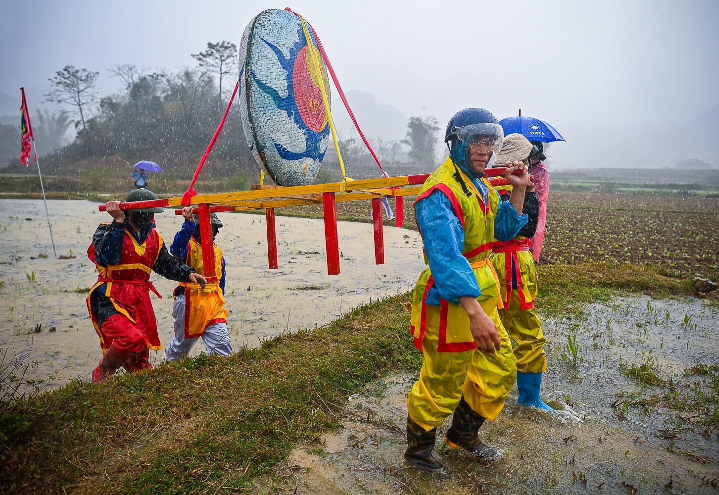 Le hoi Na Nhem anh 4